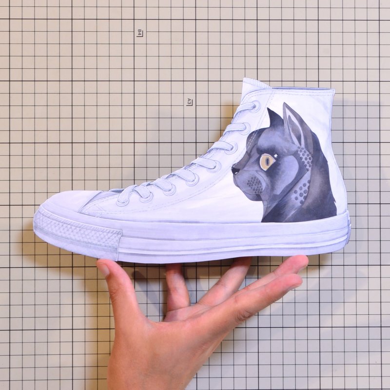 Shoes：01600 “White atelier BY CONVERSE” Artist collaboration design “Cato friend”