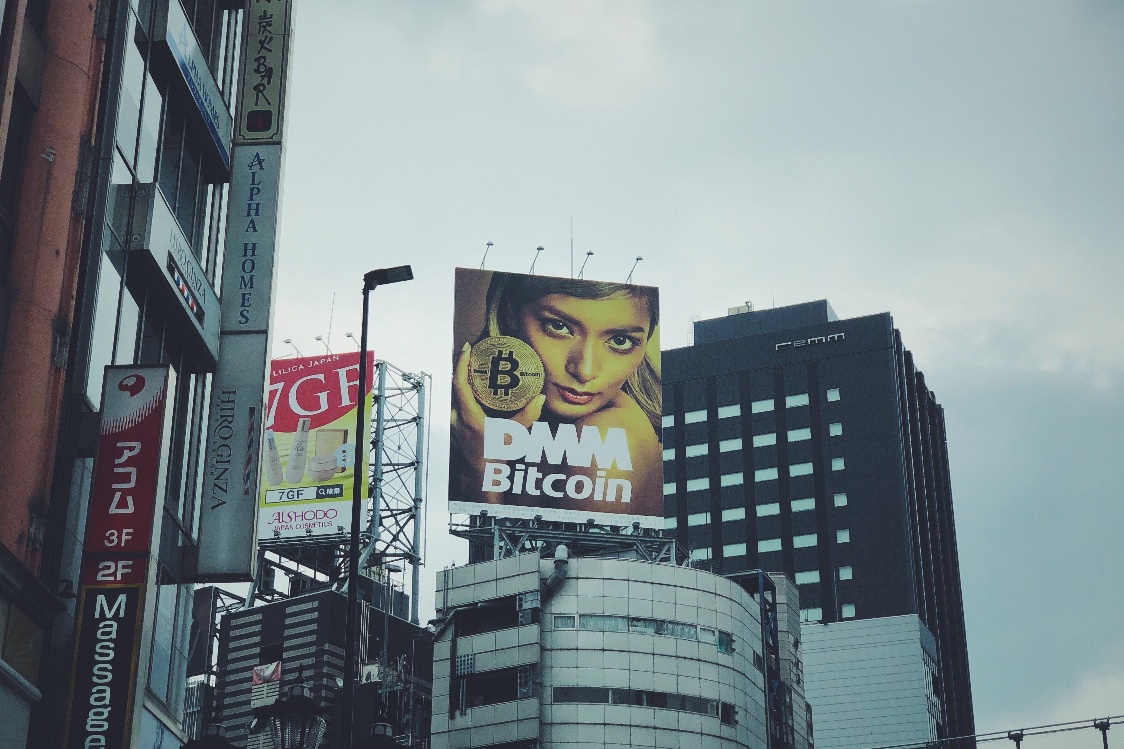 女性タレントの看板 #2419｜稲垣純也