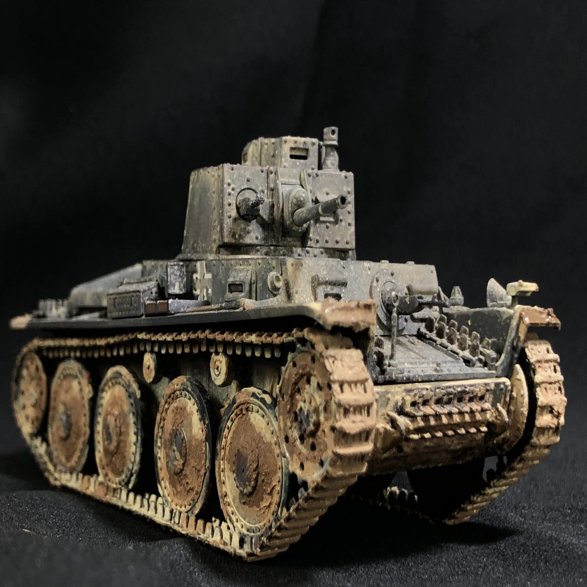 タミヤ1/48『ドイツ軽戦車 38（t）E/F型』完成写真（息子作）｜May dé 