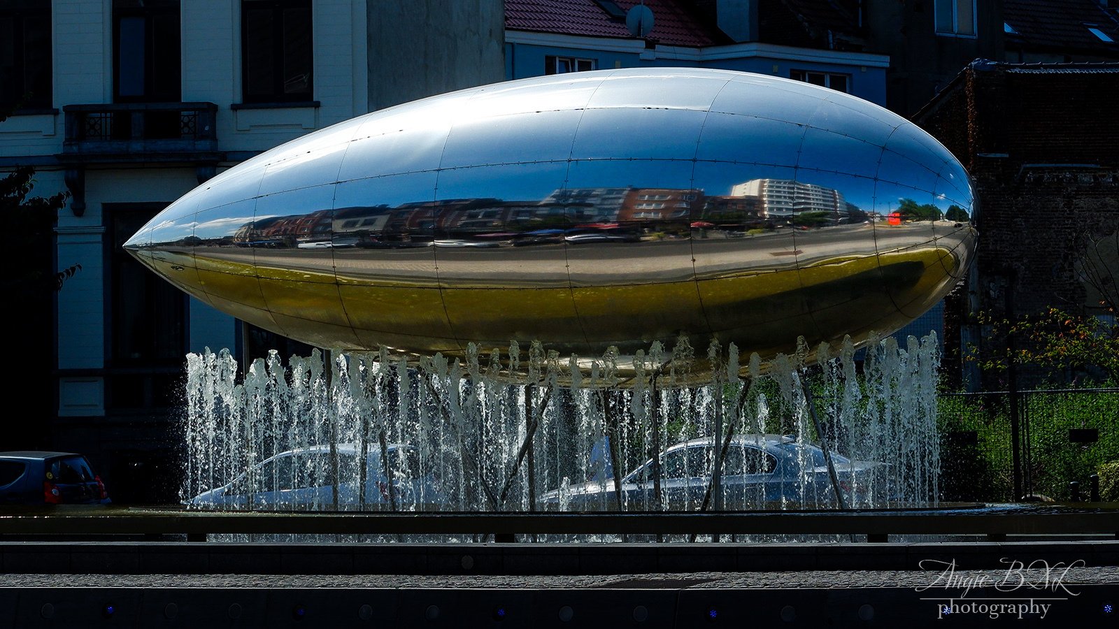 ブリュッセルの変な噴水 その1｜Angie-BXL
