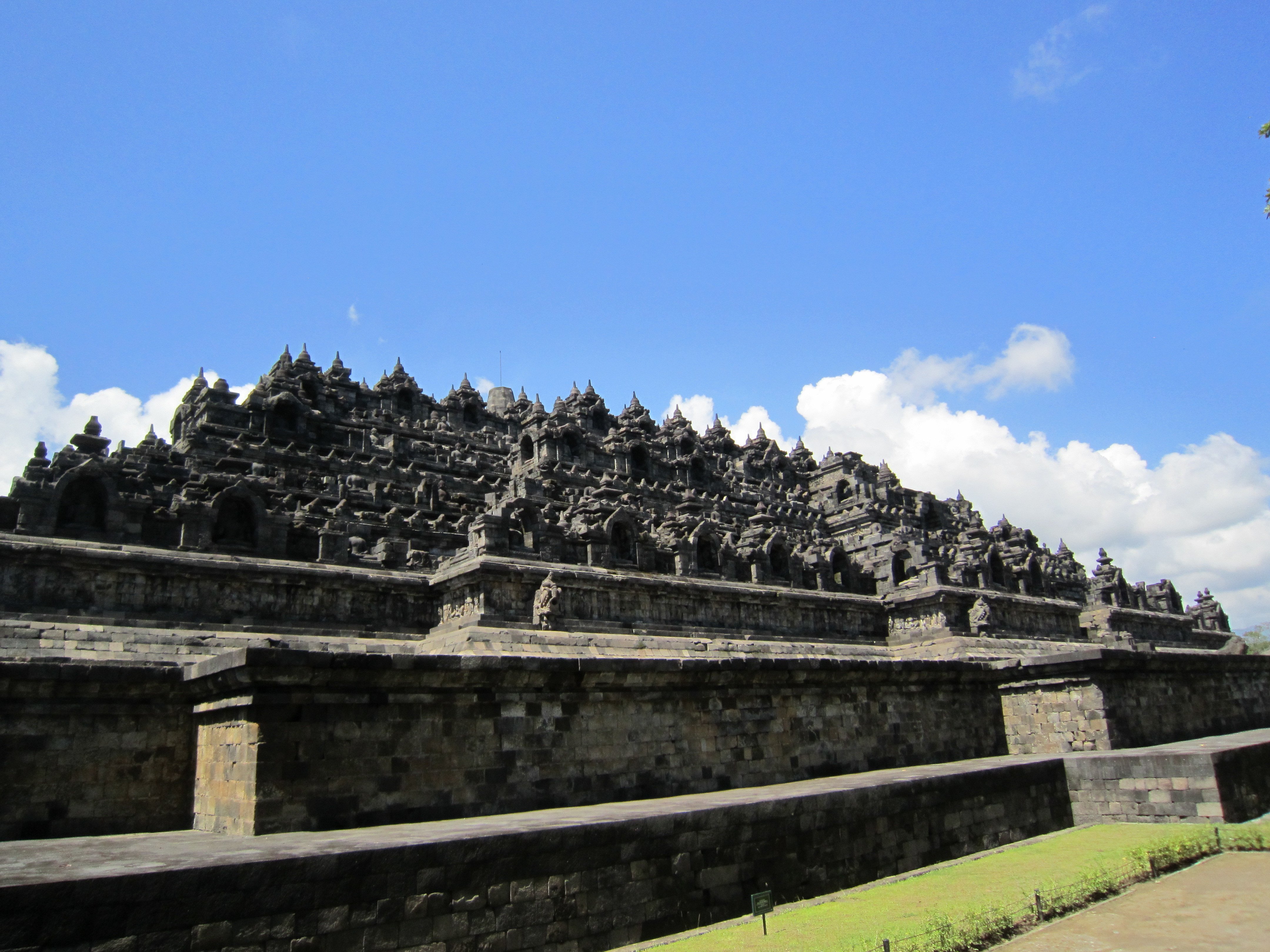 ボロブドゥール Lupo Note