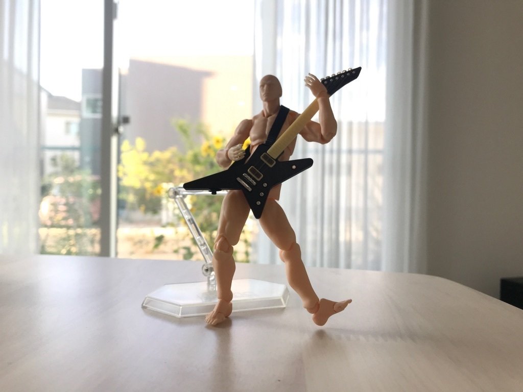 フィギュア ダンスポーズ ギター付き ギターをゲットしたポーズくん｜ゆめみのくらし