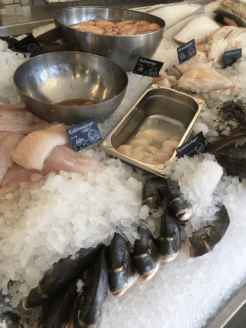 奥の方には、生のタラコ(多分)もありました。もしかして明太子が作れる? 画像10