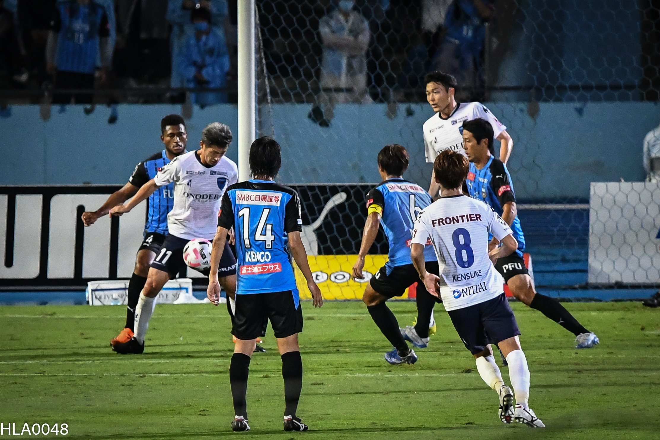 前半終了間際 カズのポストプレー 年9月23日 フロンターレ対横浜fc戦 Hla0048 Note 前半終了間際 カズのポストプレー 年9月23日 フロンターレ対横浜fc戦 Hla0048 Note