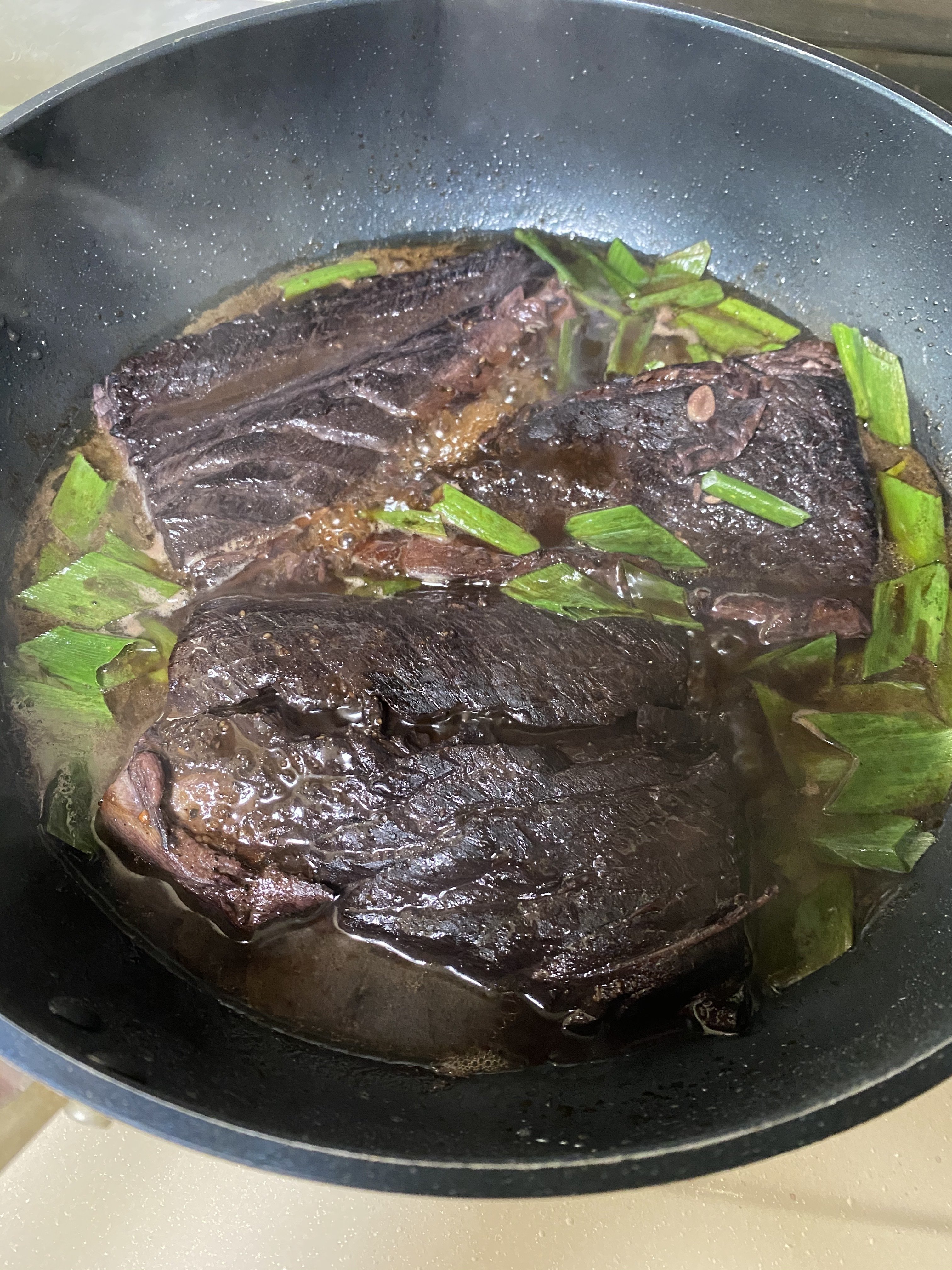 マグロのあらの赤ワイン煮 Kermit 音楽 雑文 雑談 Note