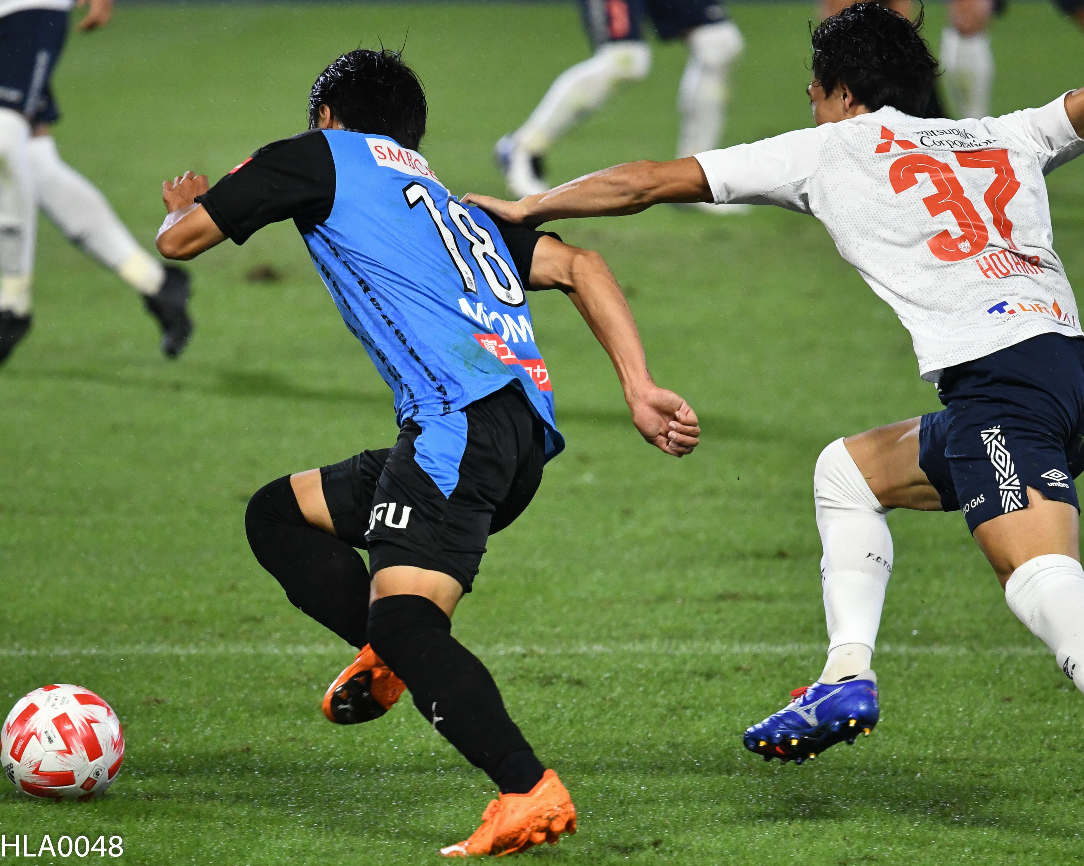 三笘薫対中村帆高 第1ラウンドは三笘が抜いた Hla0048 Note 三笘薫対中村帆高 第1ラウンドは三笘が抜いた Hla0048 Note