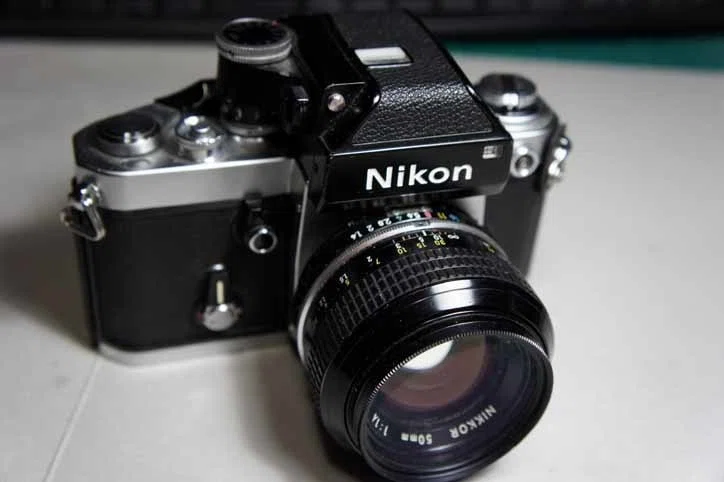 使ったことのあるカメラ ニコンf2フォトミク 50mmf1.4｜RICOH GR2
