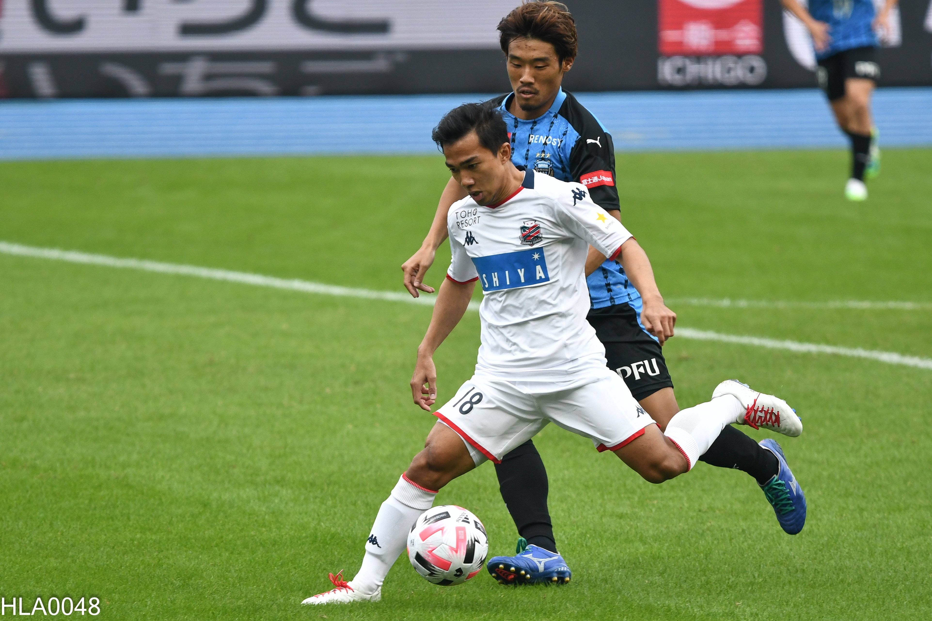 チャナティップのドリブル 11月3日 フロンターレ対コンサドーレ戦 Hla0048 Note