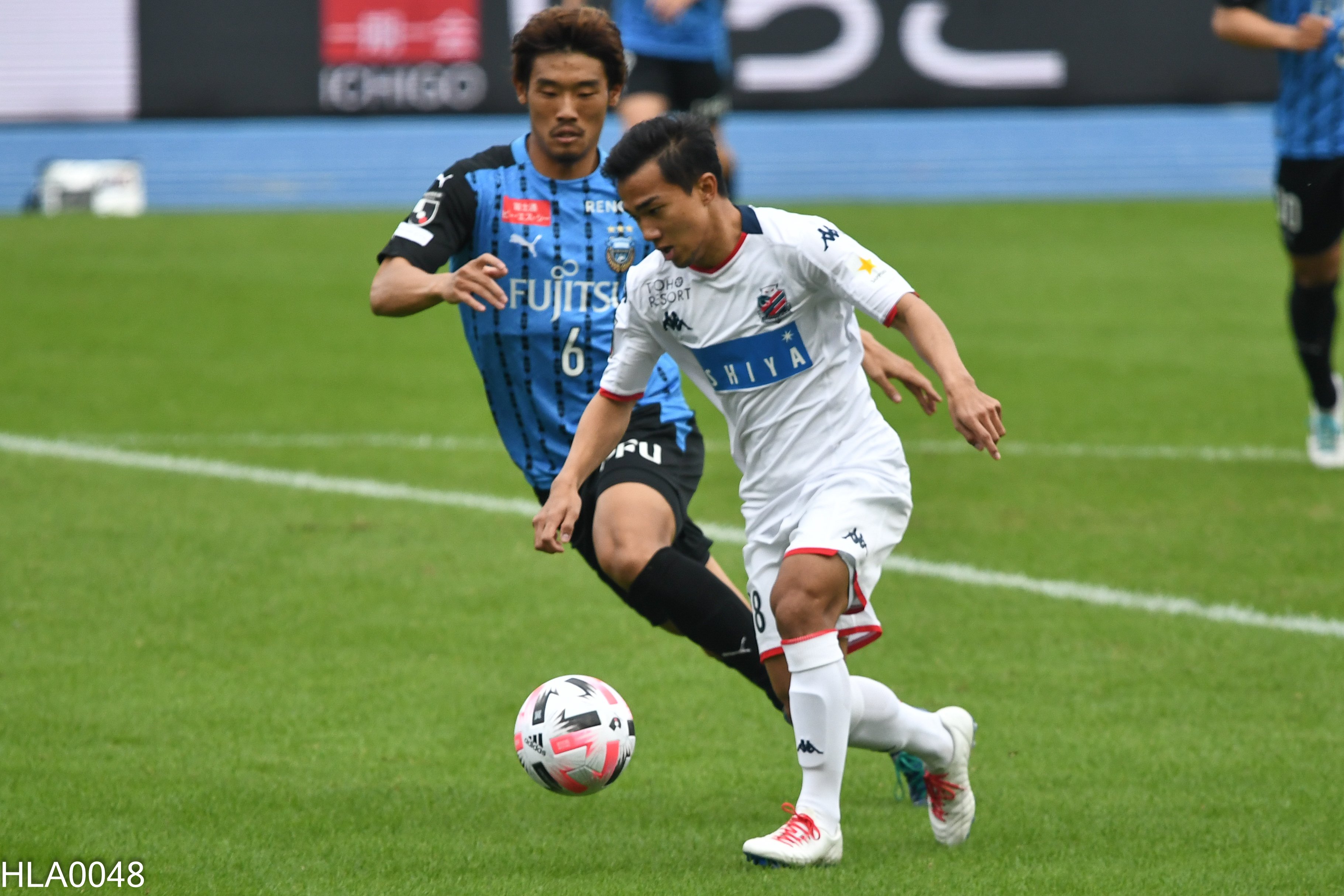 チャナティップのドリブル 11月3日 フロンターレ対コンサドーレ戦 Hla0048 Note チャナティップのドリブル 11月3日 フロンターレ対コンサドーレ戦 Hla0048 Note