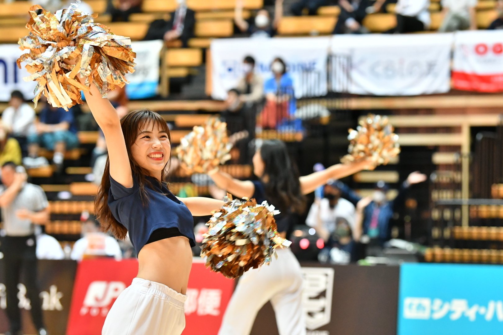 新品 HARLEM GLOBETROTTERS バスケ チアガール ワンピース 水曜バスケは大田区で。(2020/10/28)(4)｜おさないたかお