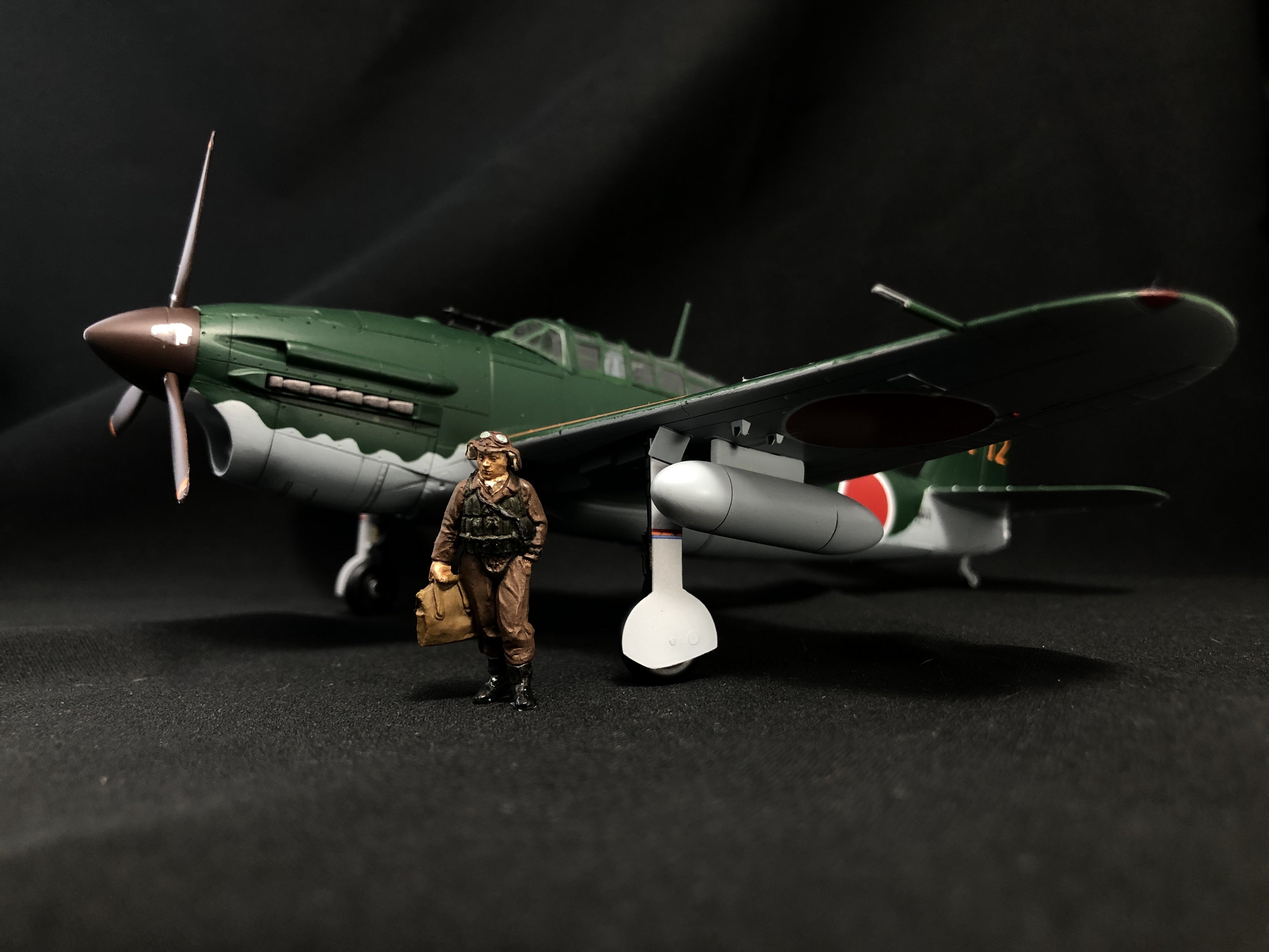 ファインモールド 『1/48 日本海軍 艦上爆撃機 彗星一一型/一二