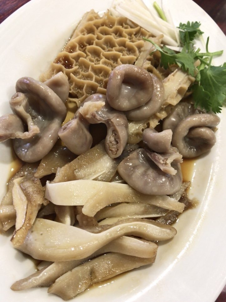 鹵味 ロースイ モツ盛合せ 同發本館 横浜中華街 ホルモンもい将 Moisho Note