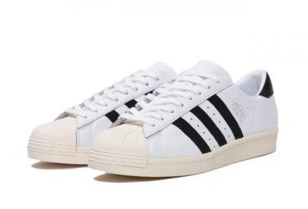 秋からとことん愛用しているスーパースター（adidas）1974年モデル復刻 