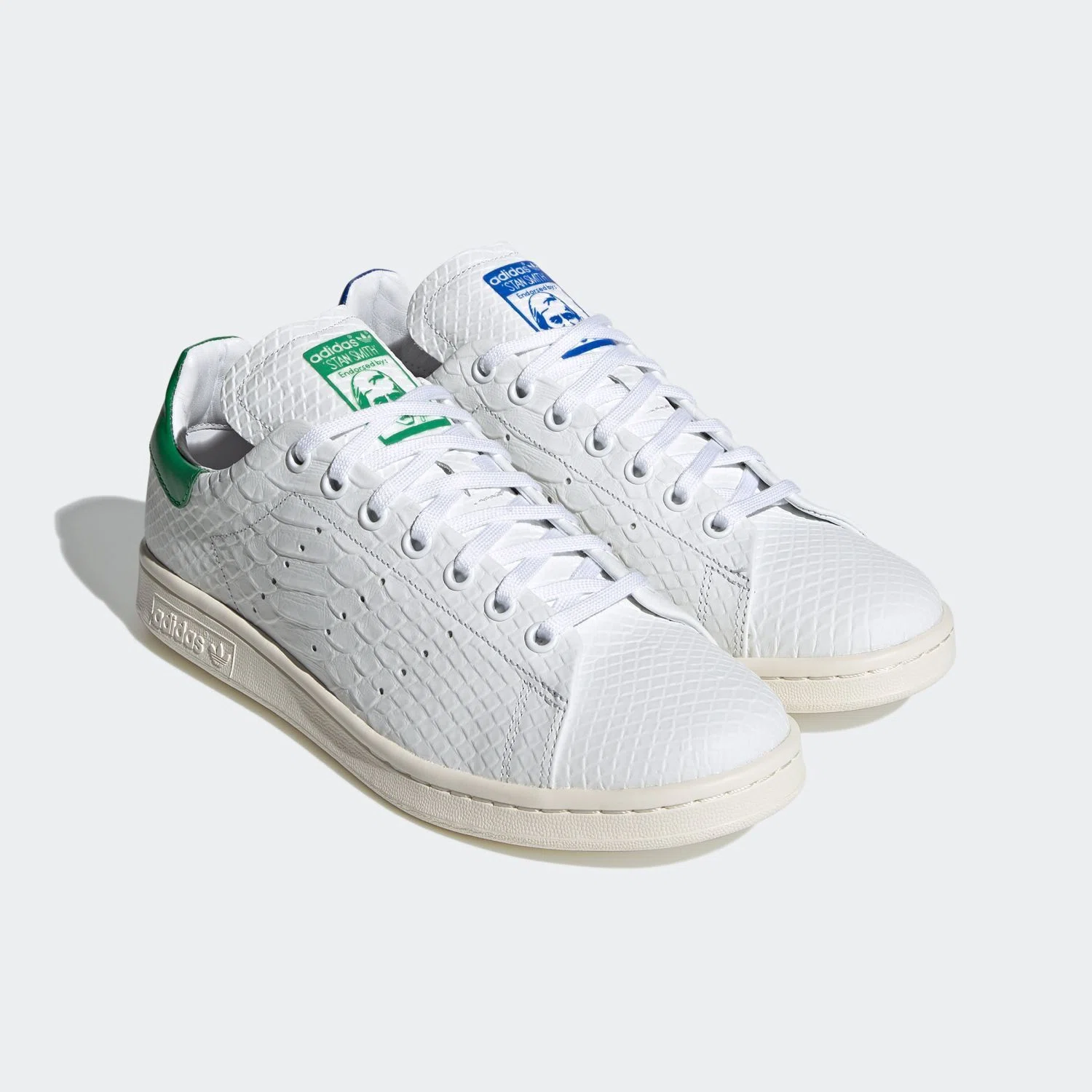 個性が強めのスタンスミス RECON（adidas）クロコの押し型｜霞ケ丘
