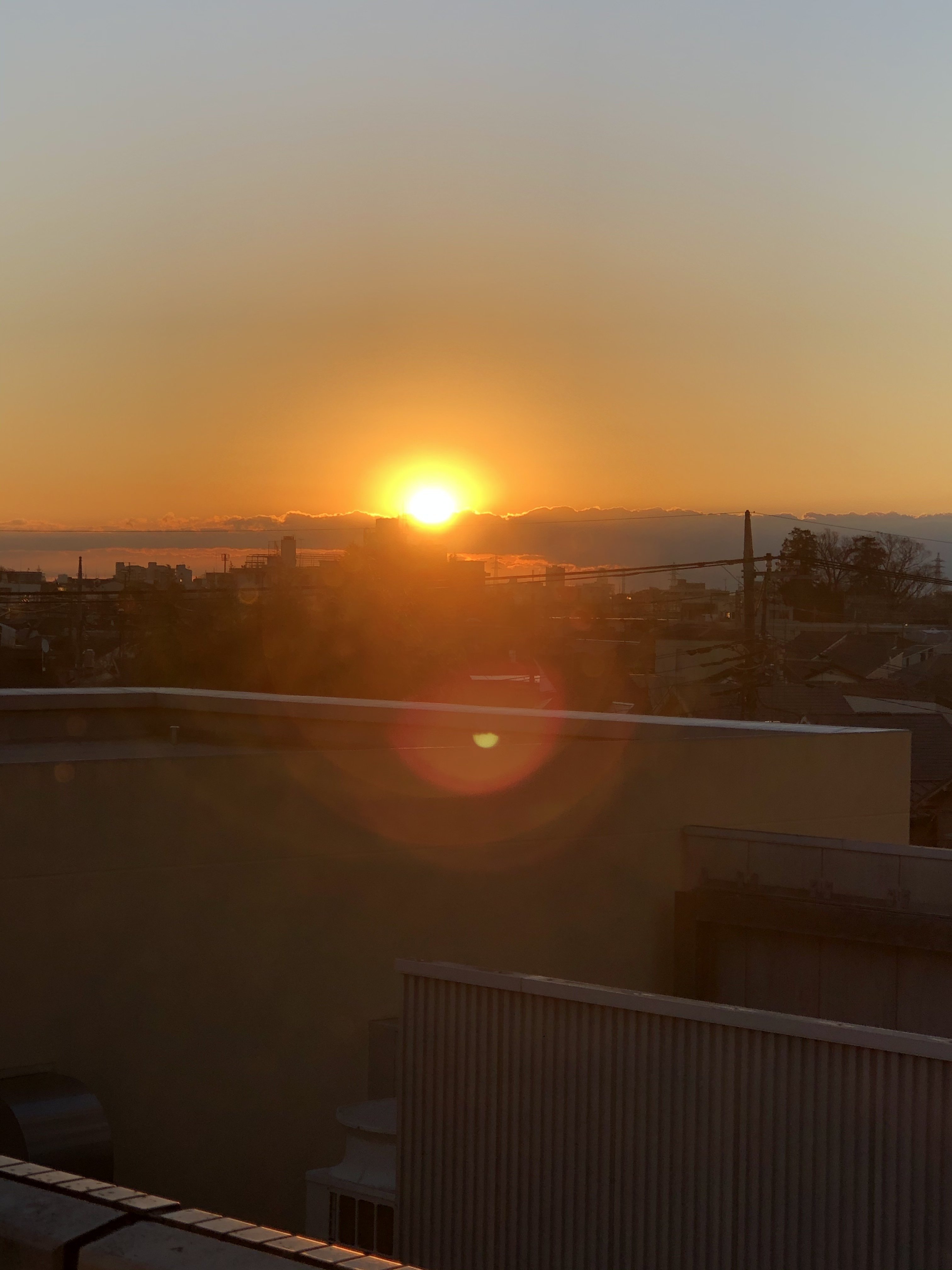 病窓からの日の出 Eggtea Note