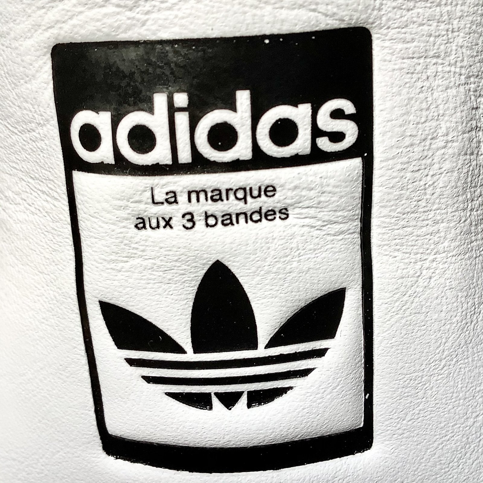 超絶お薦めのレトロ調スーパースター Adidas 霞ケ丘 Note