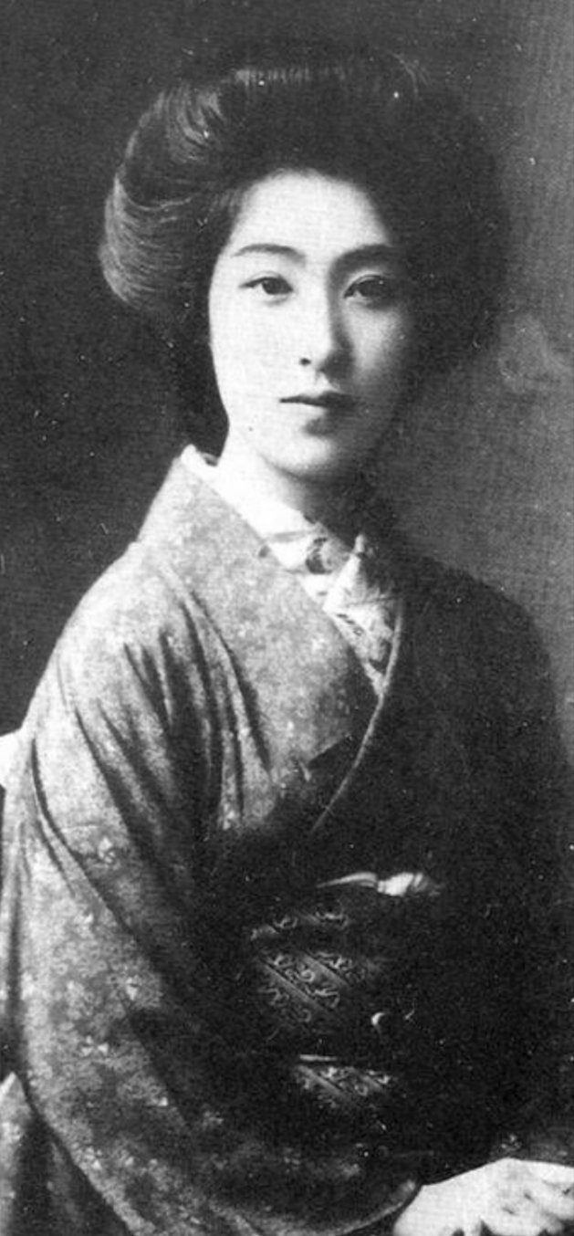 百年ﾆｭｰｽ】1920（大正9）7月5日（月）九条武子が処女歌集『金鈴
