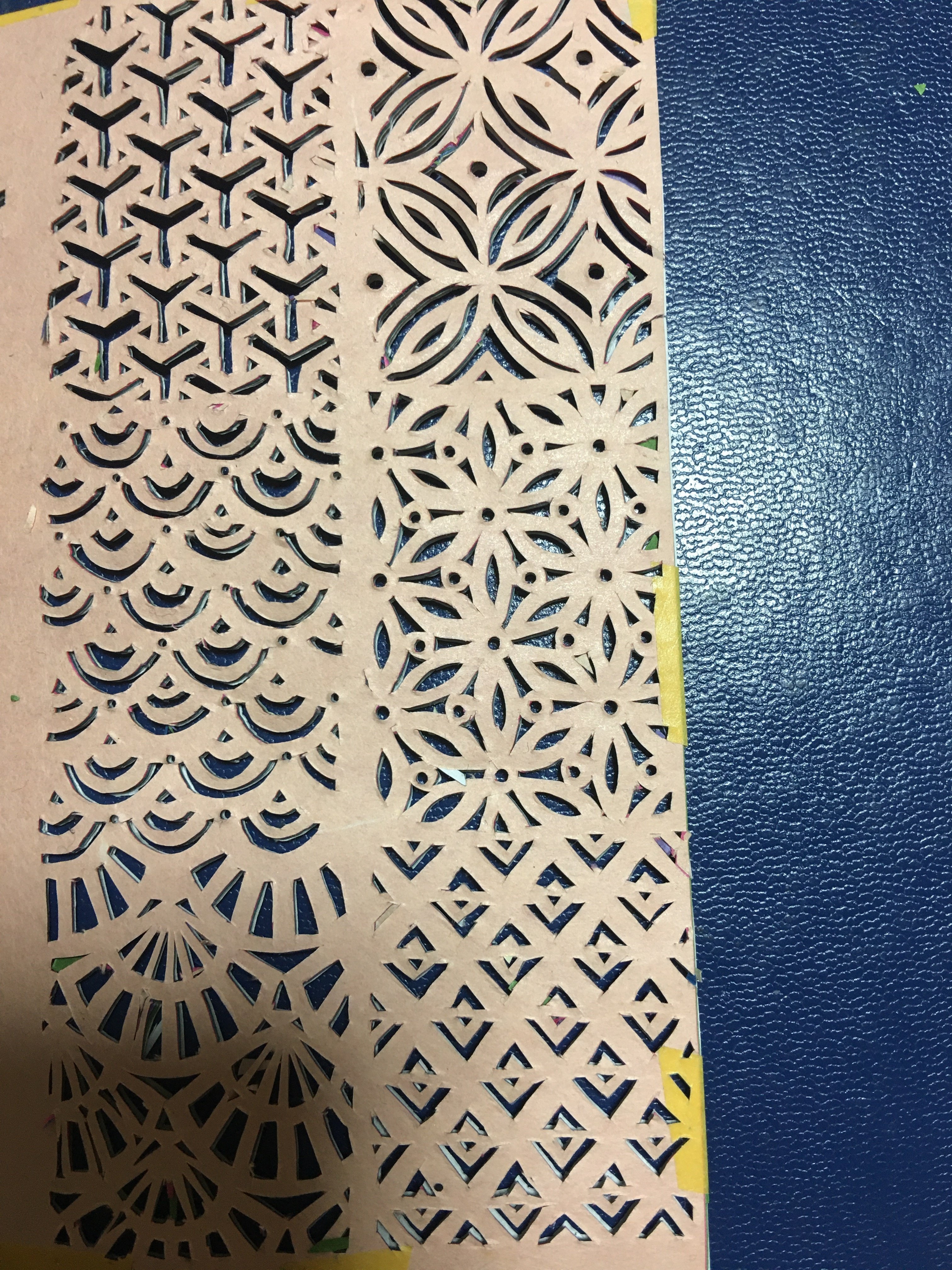 切り絵アート 幾何学模様栞 Frau Schnitt Note