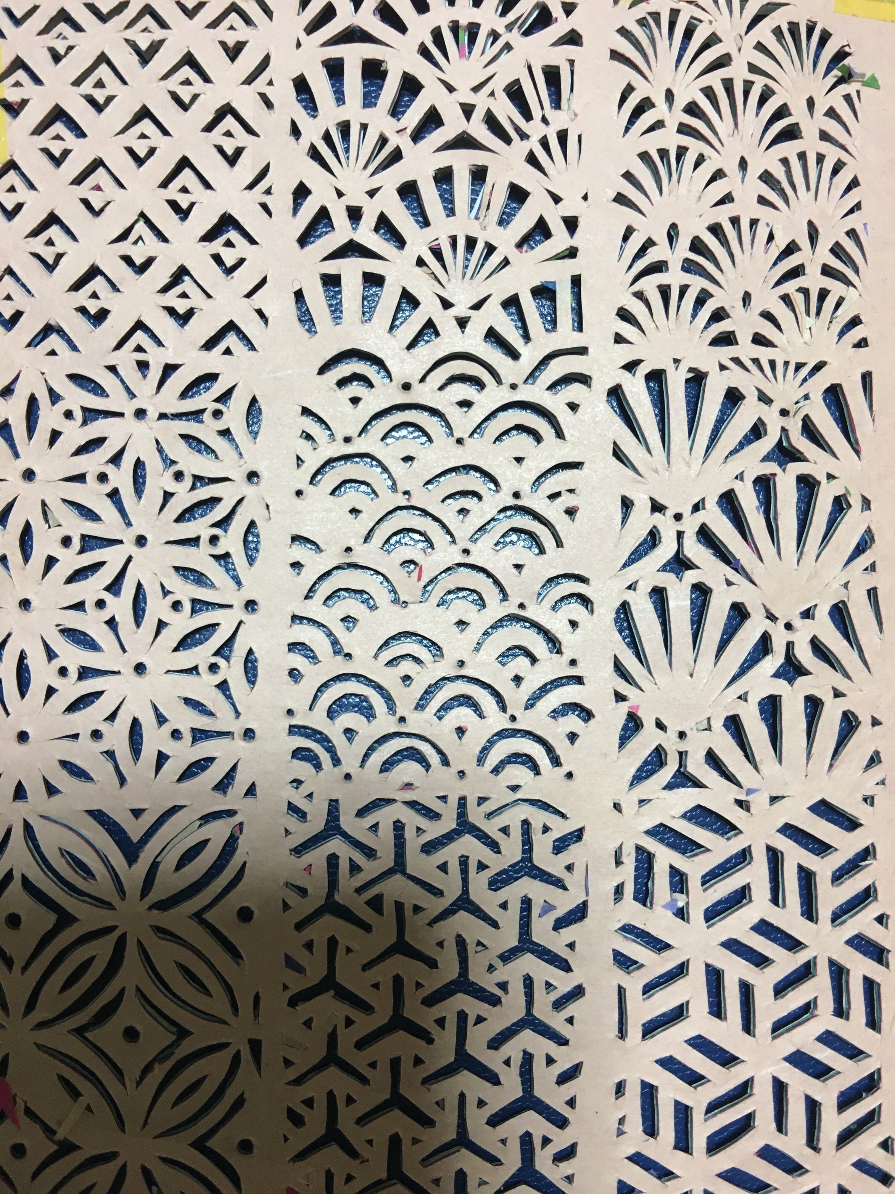 切り絵アート 栞幾何学模様 Frau Schnitt Note