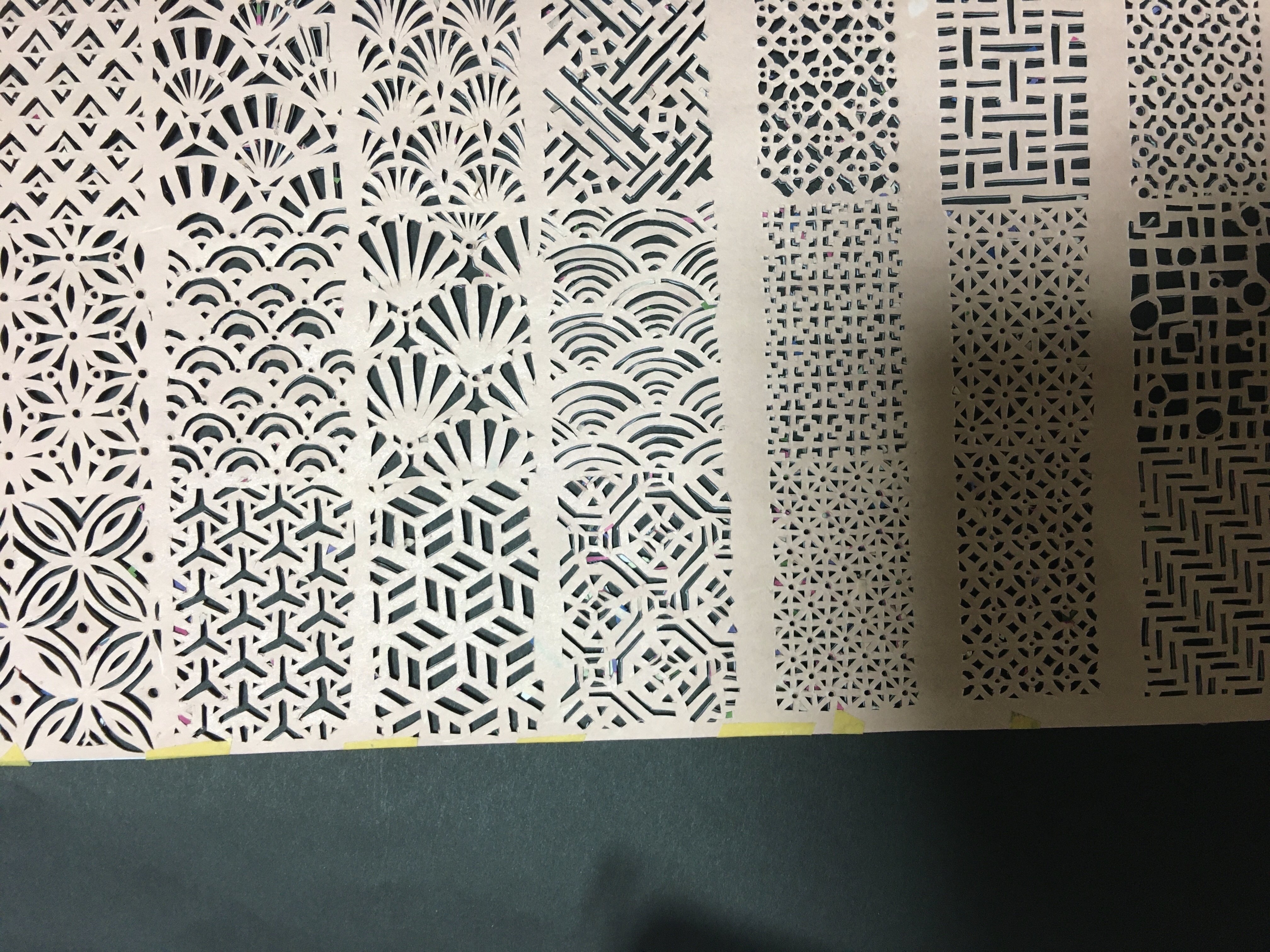 切り絵アート 栞 幾何学模様 Frau Schnitt Note