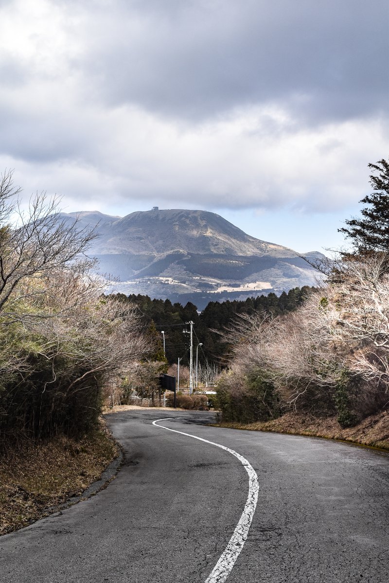 厳冬の箱根峠．国道1号からはずれた旧東海道の区間より．