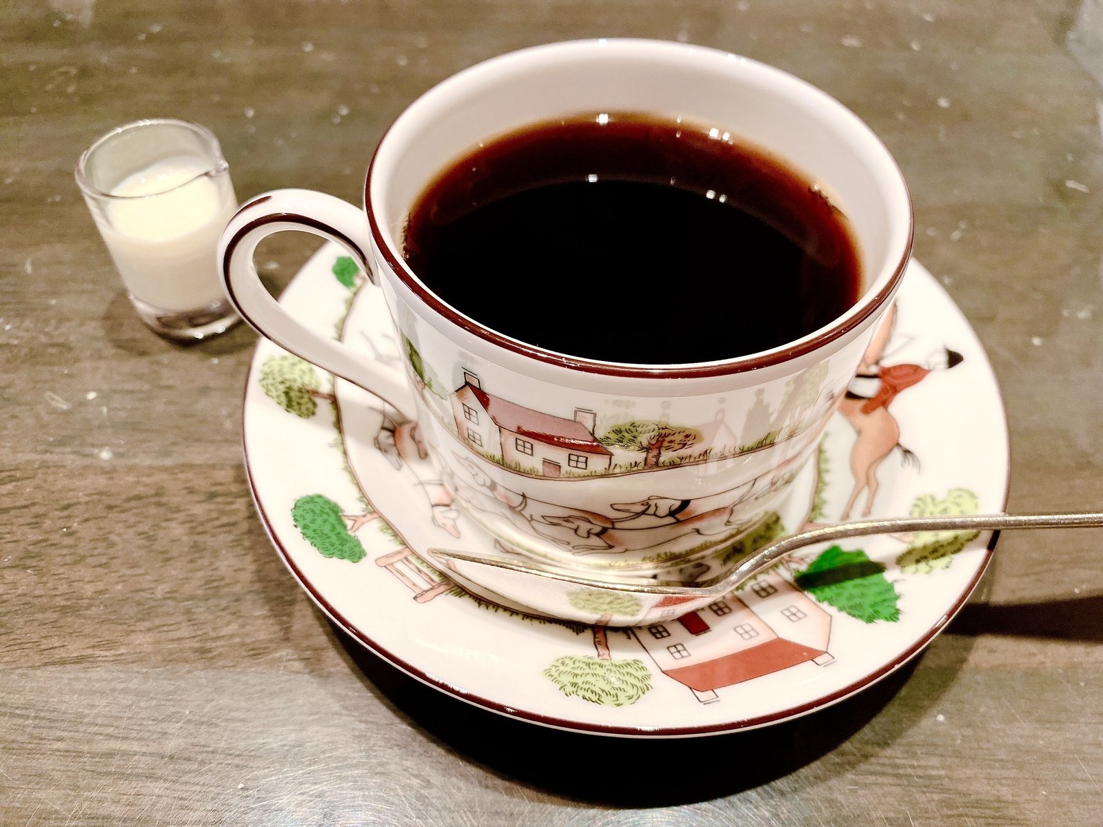 銀河のコーヒーアート サリ 海外帰りの感性直感型アーティスト Note 銀河のコーヒーアート サリ 海外帰りの感性直感型アーティスト Note