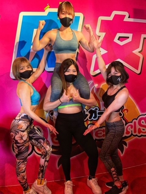 筋肉担当 筋肉女子 マッスルガールズ Note