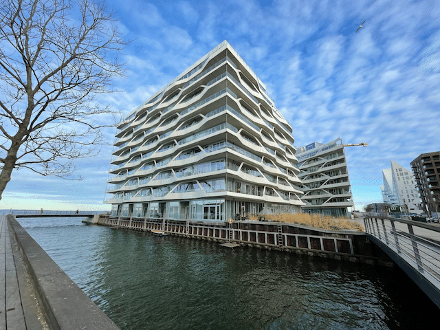 逆にこちらはOcean View を望む超高級マンション。構造がとてもユニーク。 画像5