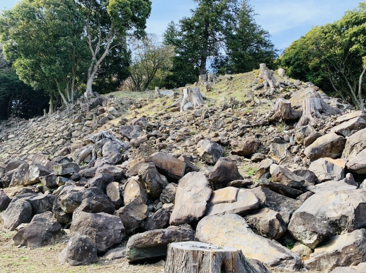 お城】石垣山城（神奈川県小田原市）｜サザヱ