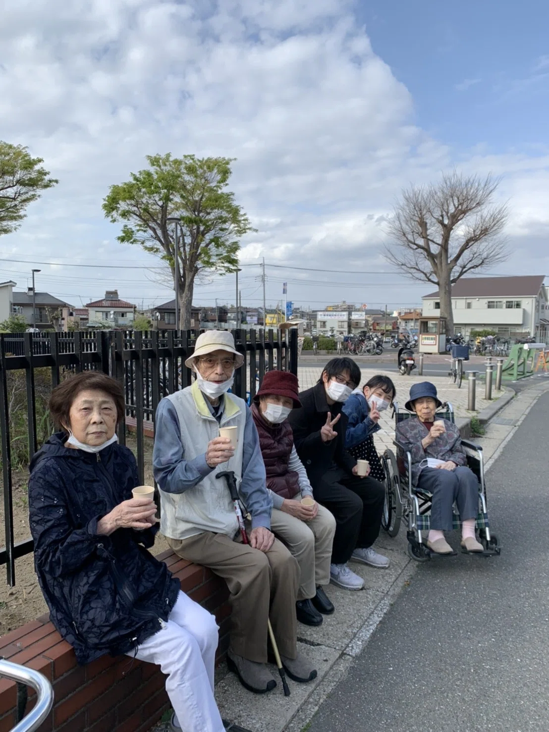 次は中山競馬場へ 銀木犀 市川 Note