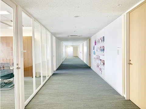多様な撮影シーンに最適 雰囲気の異なる 通路 廊下 を集めました ロケなび 編集部 Note
