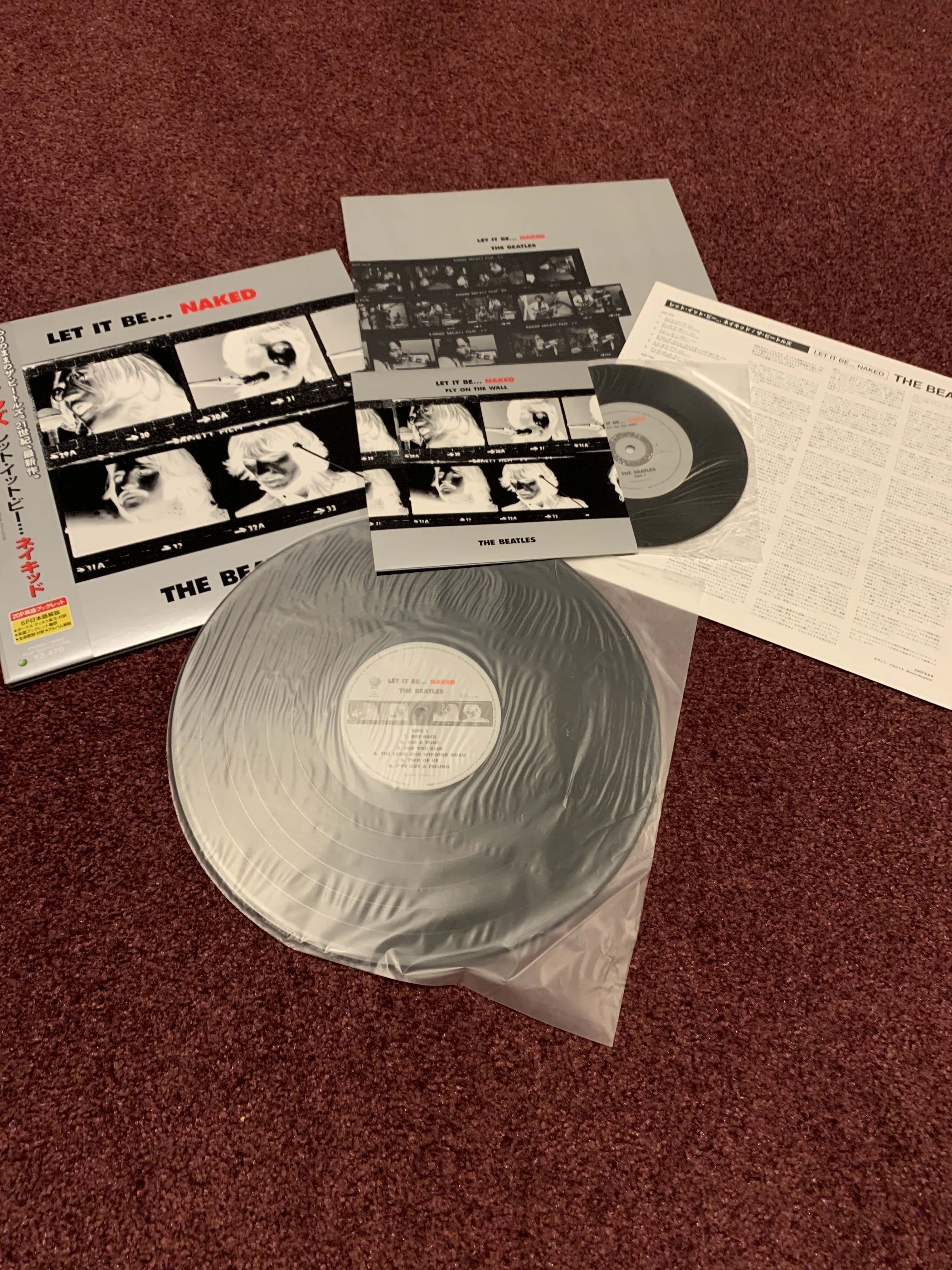 No.00070 The Beatles – Let It Be Naked Parlophone Apple No.00070 The Beatles – Let It Be Naked Parlophone Apple