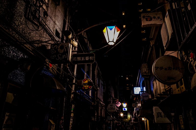 『緊急事態宣言発出のもと、強制された意味の無い休業』＠新宿ゴールデン街　@ Shinjuku Golden Gai Alleys, Tokyo.