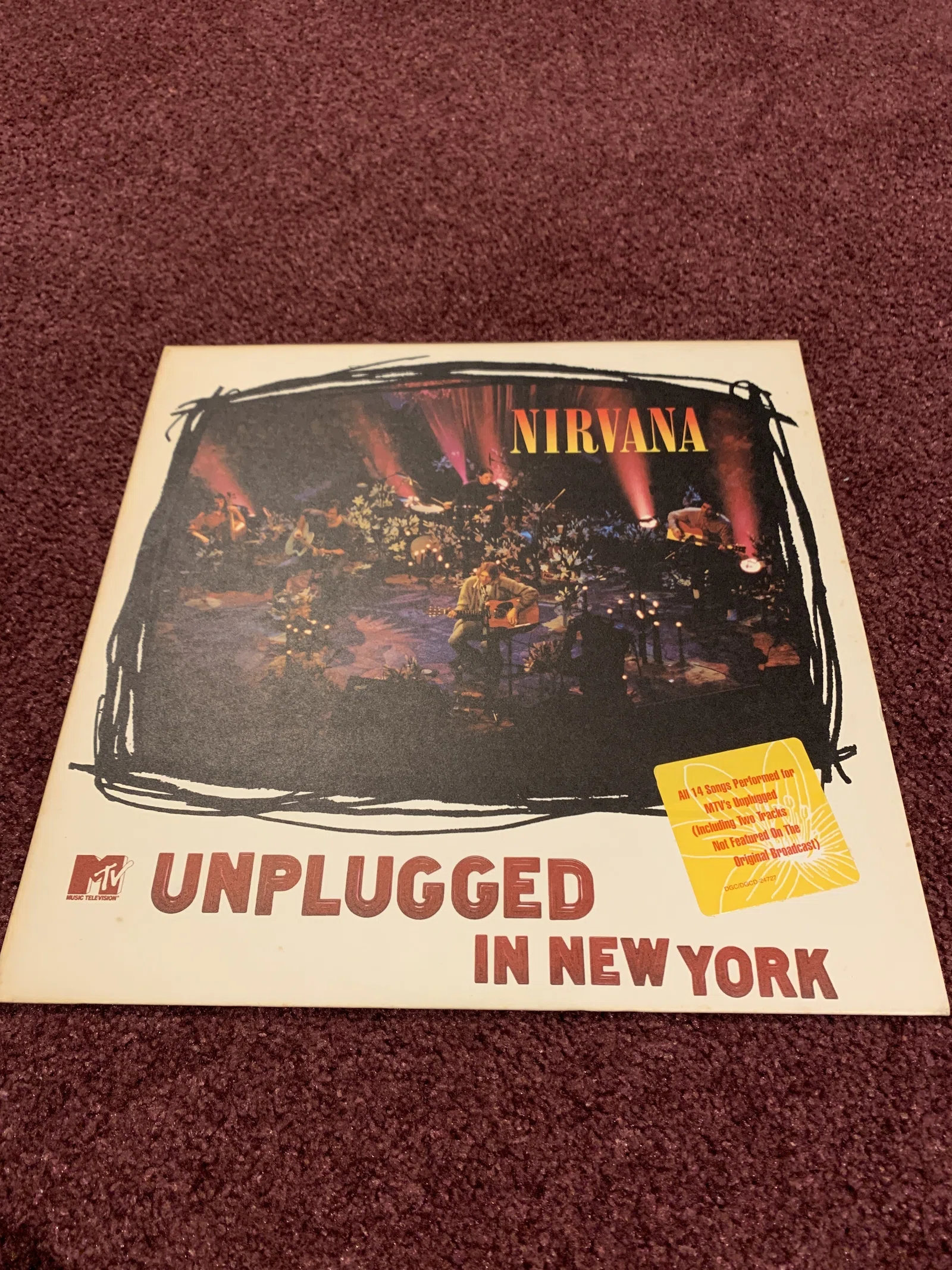 No.00107 Nirvana – MTV Unplugged In New York DGC DGC-24727 White 