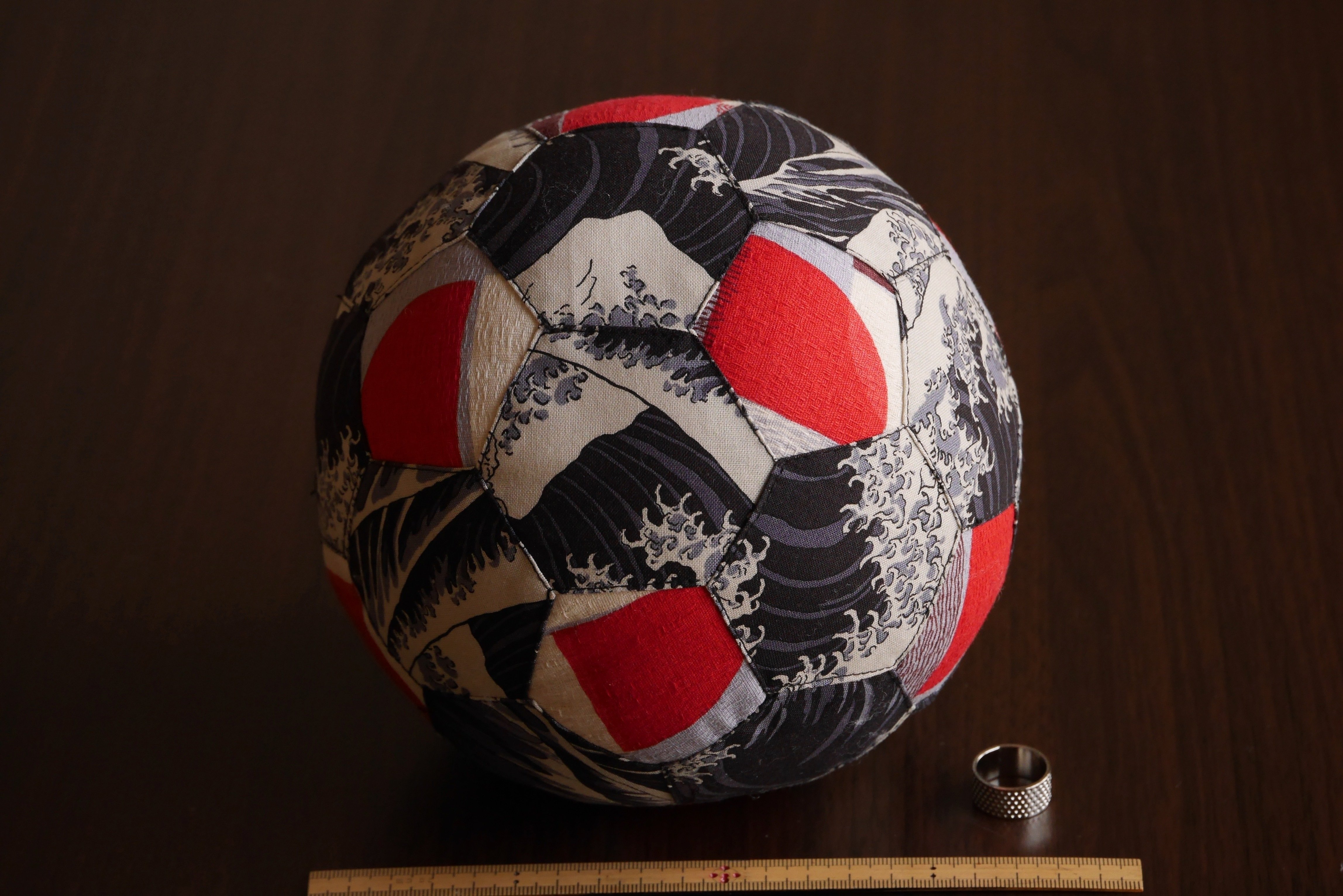 五角形と六角形の布でサッカーボールを縫いました ポポン泉香izumica Note
