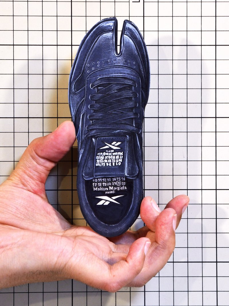 Shoes：01687 “Maison Margiela × Reebok” Classic Leather Tabi Sneaker