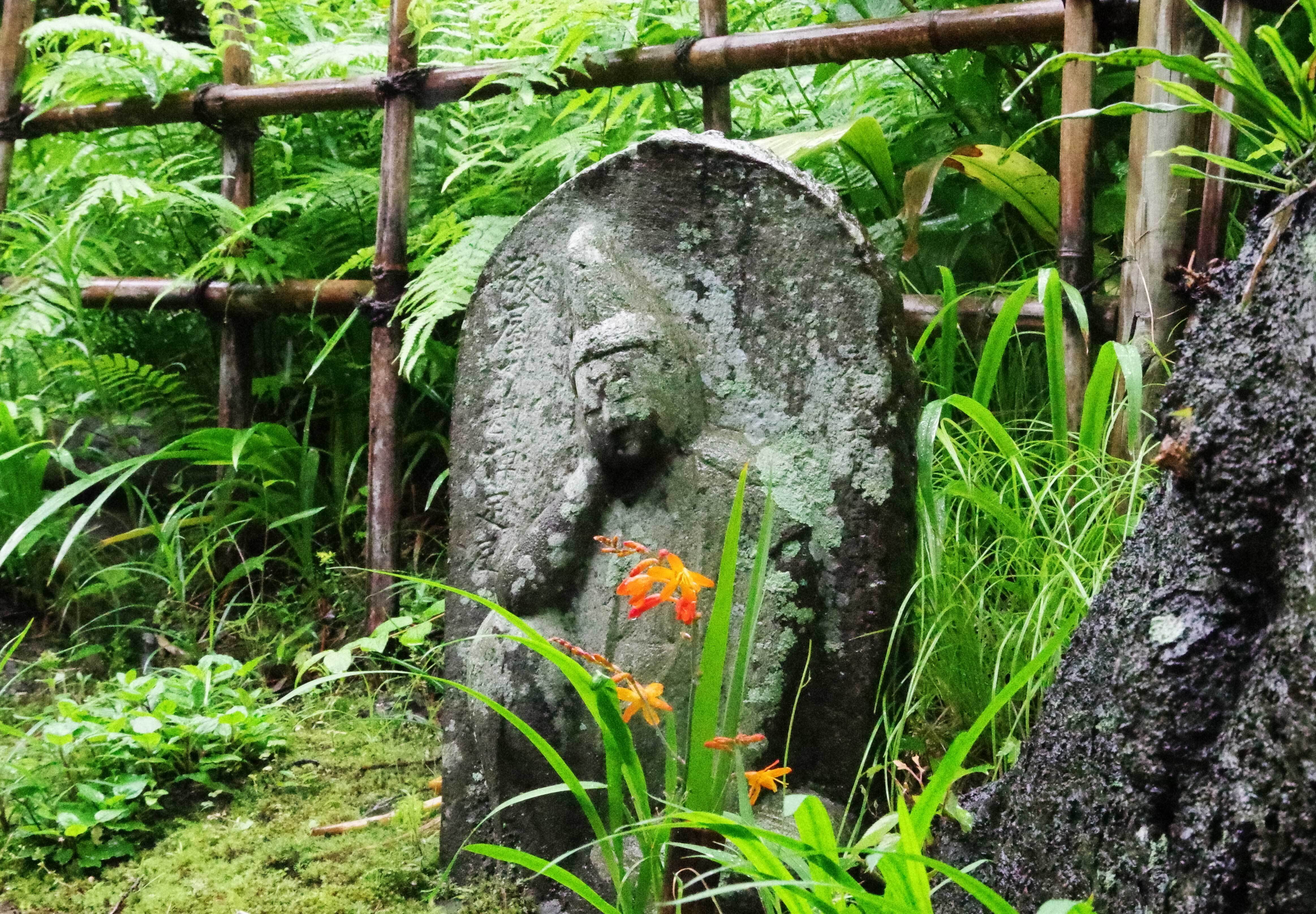 卍 雨の日の建長寺 キータン Note