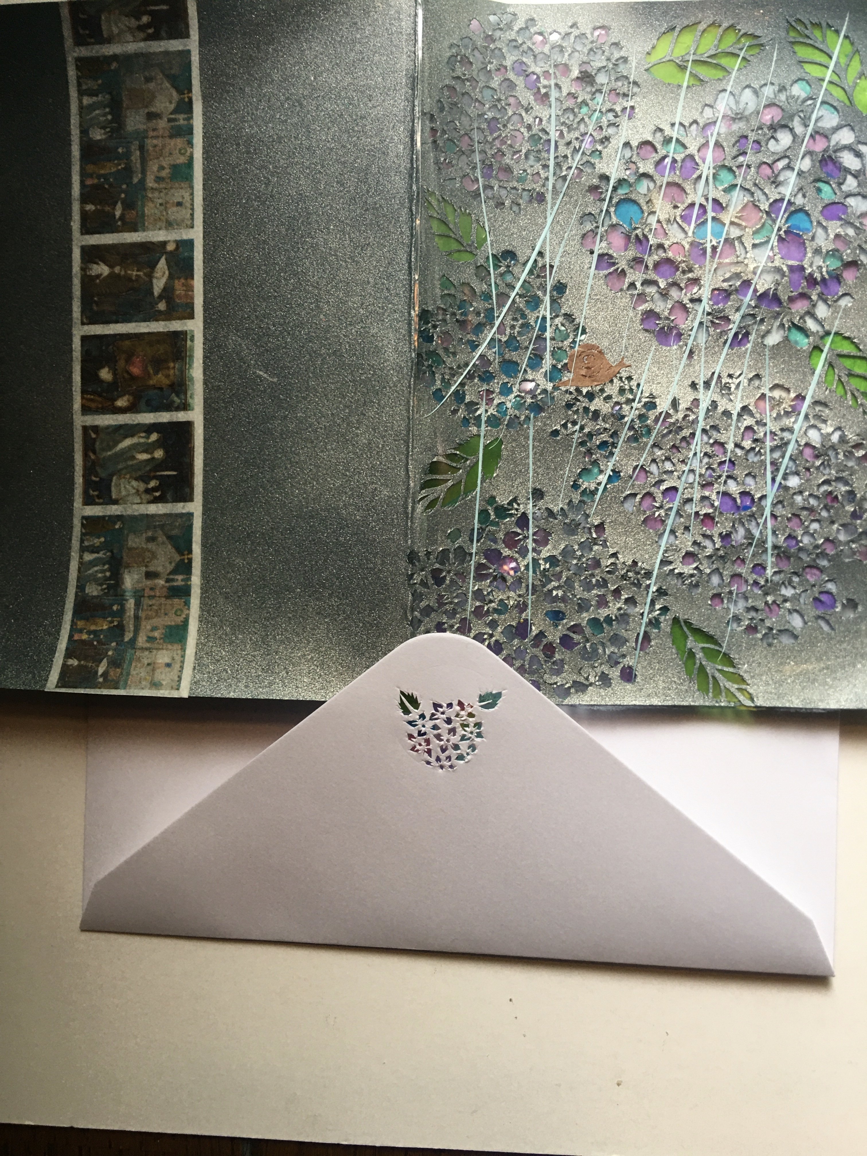 切り絵アート 紫陽花と蝸牛 銀色 Frau Schnitt Note 切り絵アート 紫陽花と蝸牛 銀色 Frau Schnitt Note