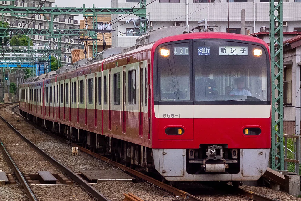 車両写真】京急電鉄600形｜七語零黎の「青・空・虹」