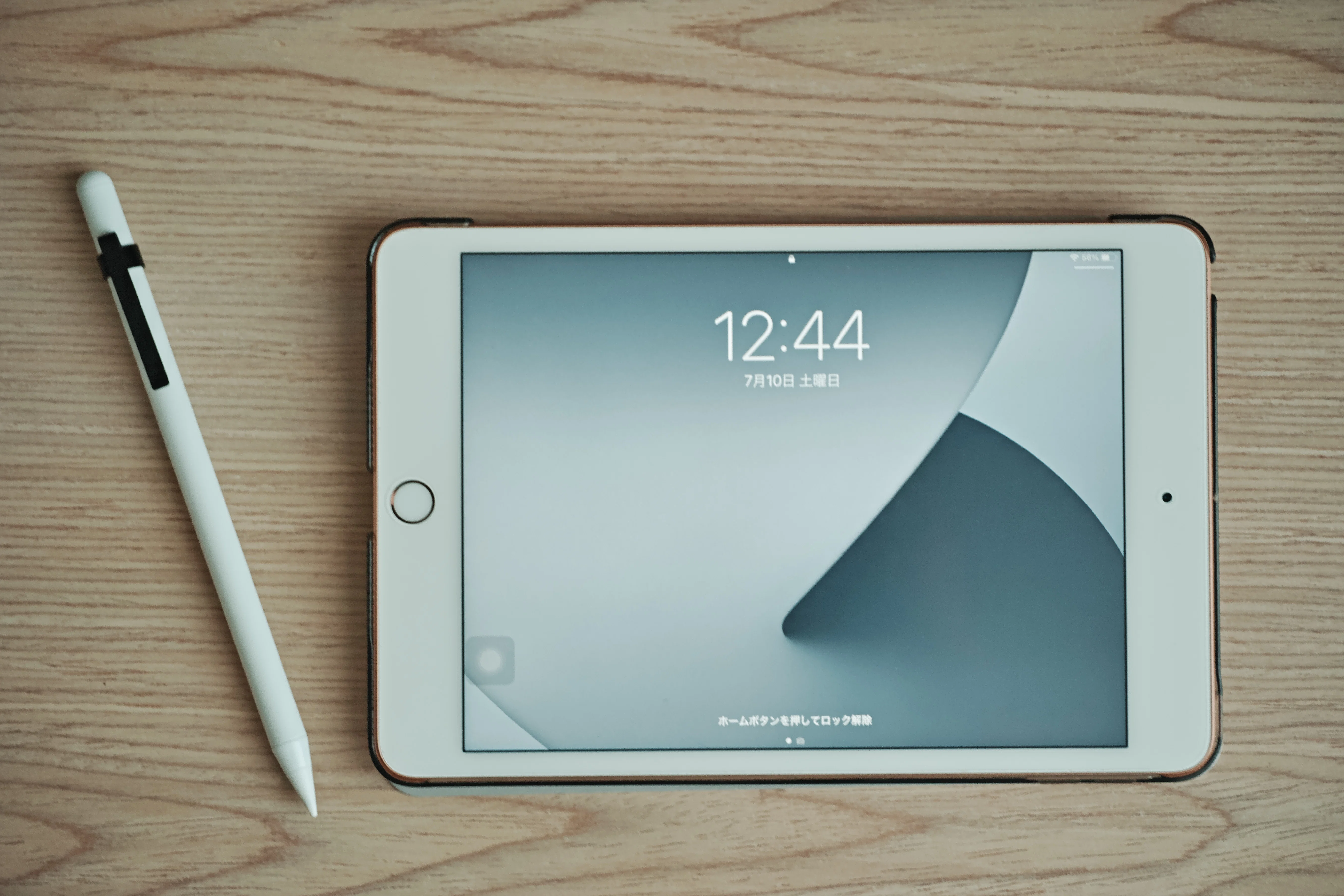 iPad mini と生活するために買ったもの｜ナイトゥ