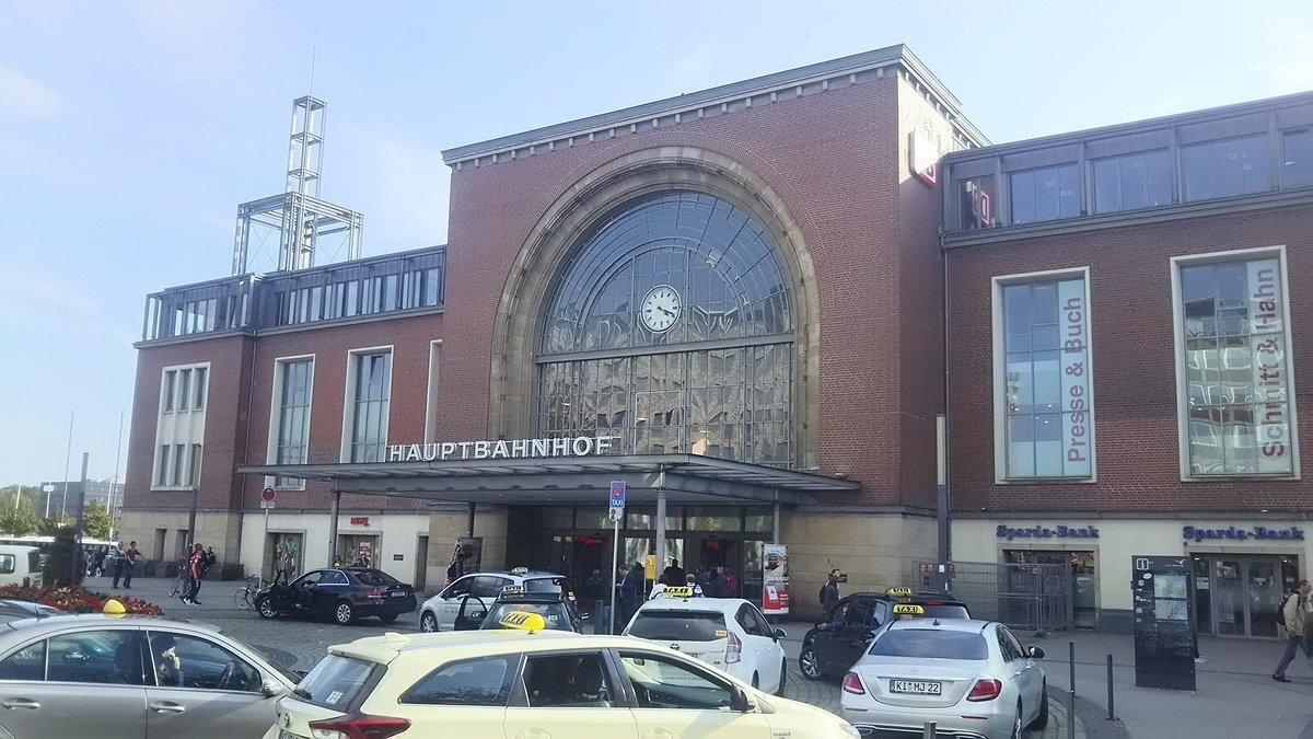 ドイツ旅行17 鉄道 キール中央駅 Roadexplorer Note
