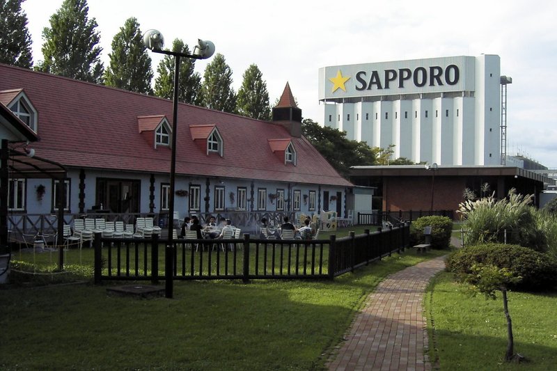 今日の一枚は「サッポロビール仙台ビール園（撮影：2007年9月）」です。ビール工場直営のレストランで、できたてのビールを味わう。最高ですね。