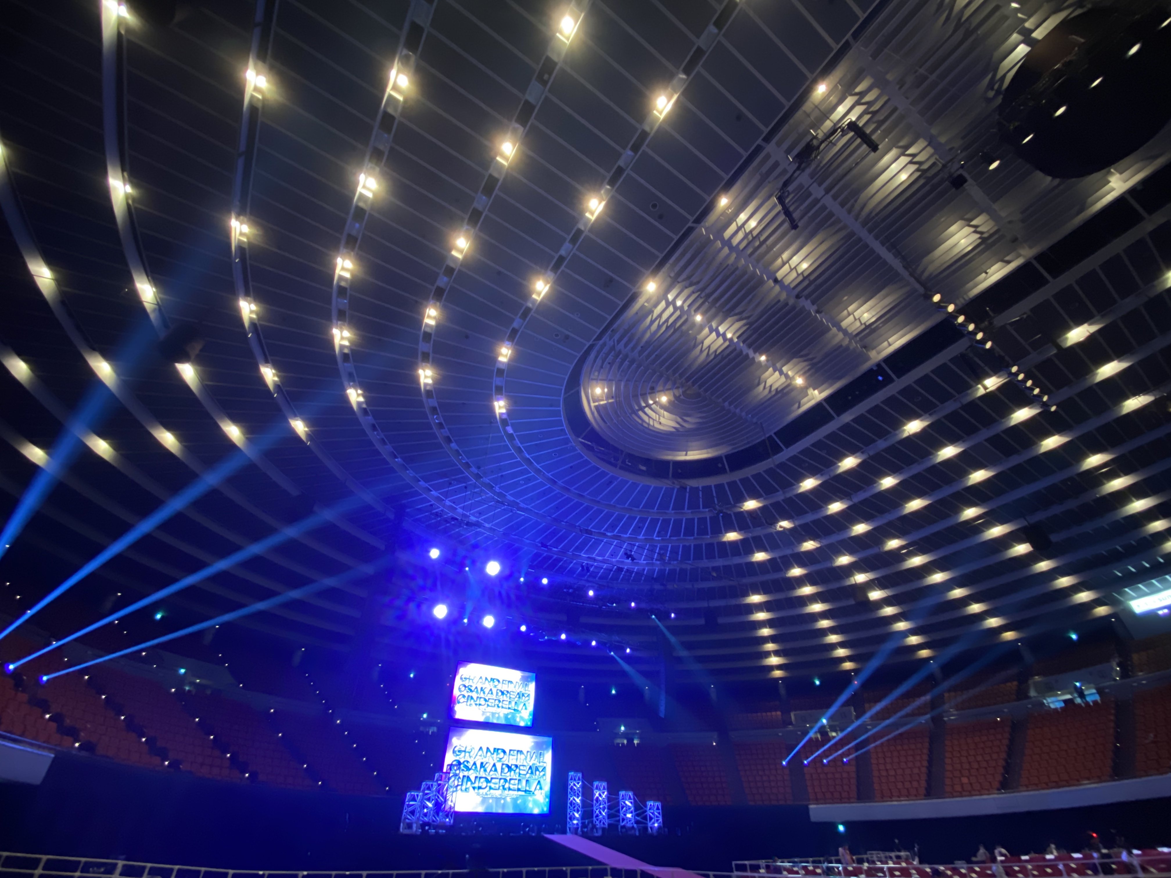 B'z  7月6日 大阪城ホール 通算1000回目 NEW LOVE
 チャーム