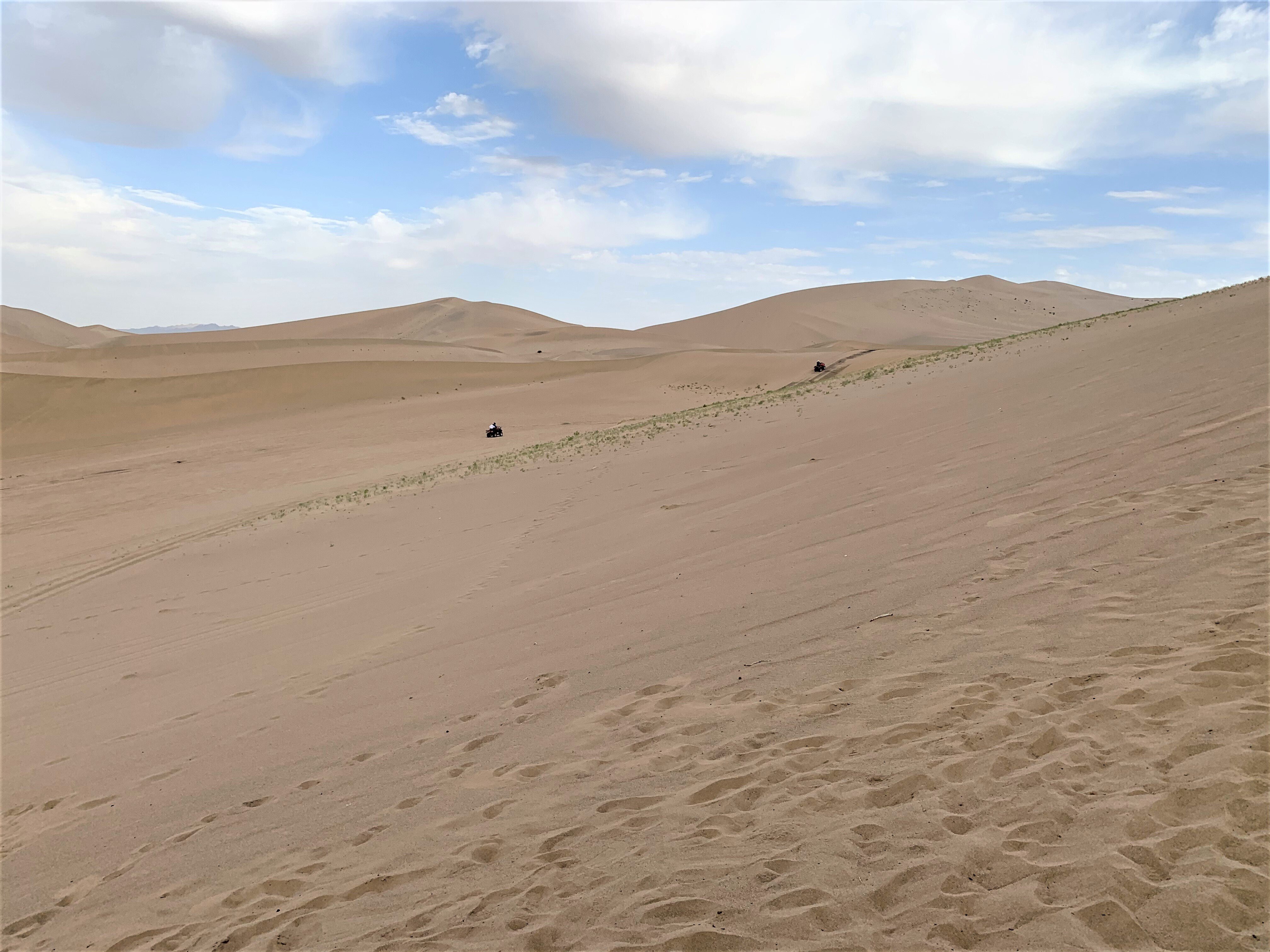 旅日記】シルクロードの旅、はじまりはいつも晴れ（6） ―敦煌・鳴沙山