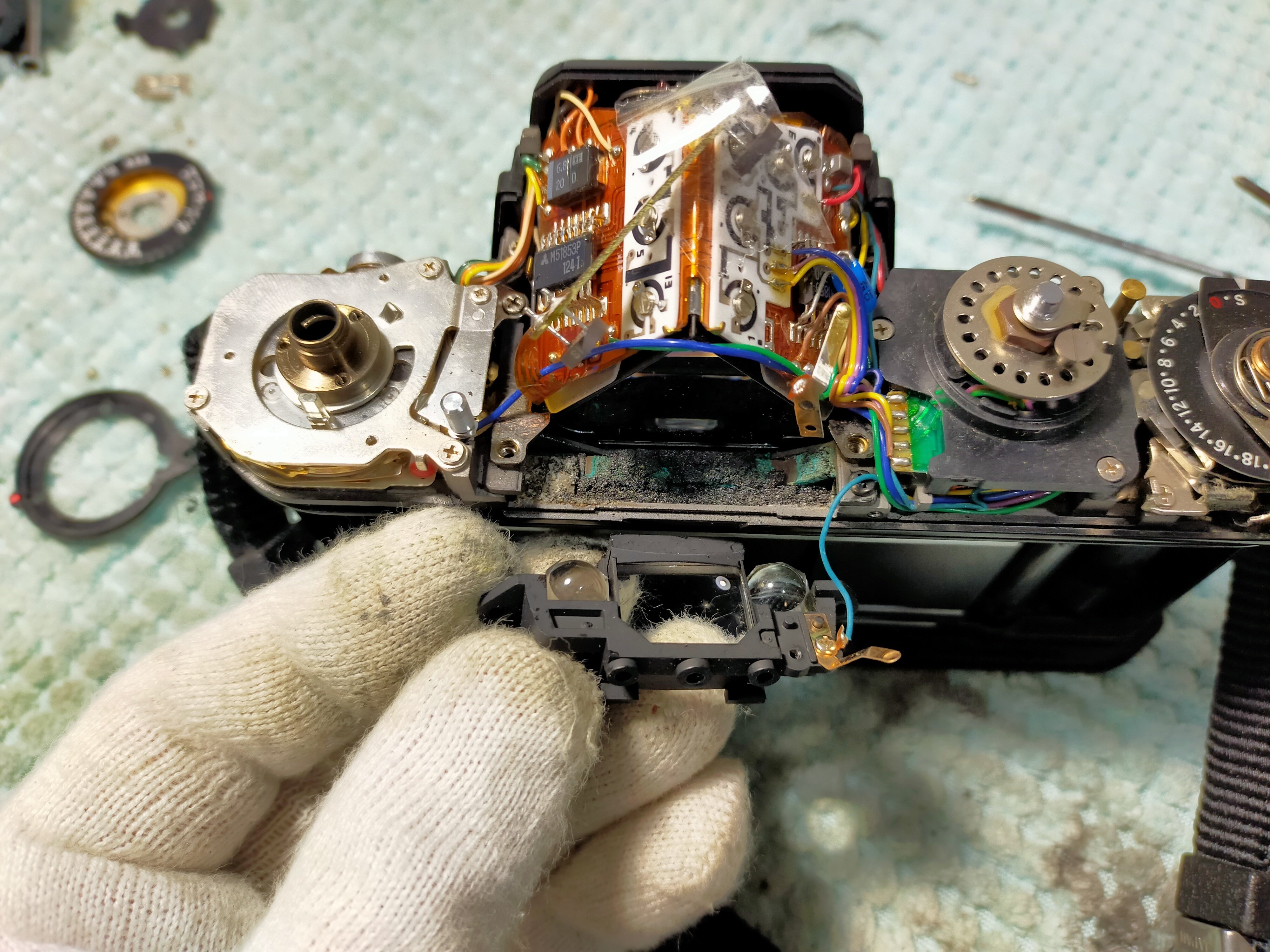 【分解整備済】ニコン Nikon FE 一眼レフ フィルムカメラ Nikon Feの分解｜フィルムカメラ修理のアクアカメラ