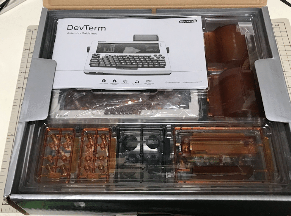めちゃくちゃたのしいプラモデルPC！！Clockwork PC（DevTerm）を作る
