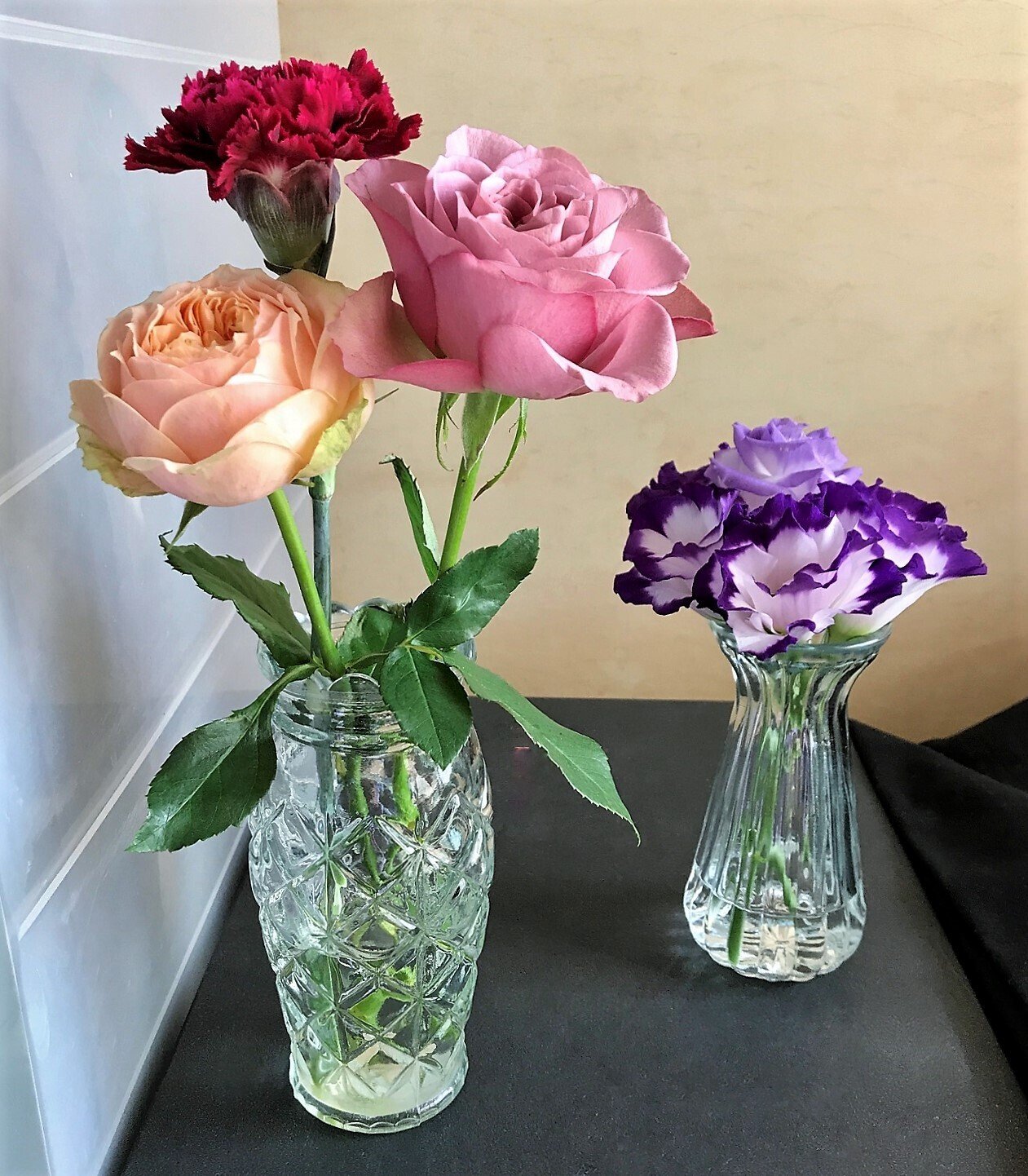 💐おうち活け花 ～薔薇🌹（アヴニール、スウィートカタリナ