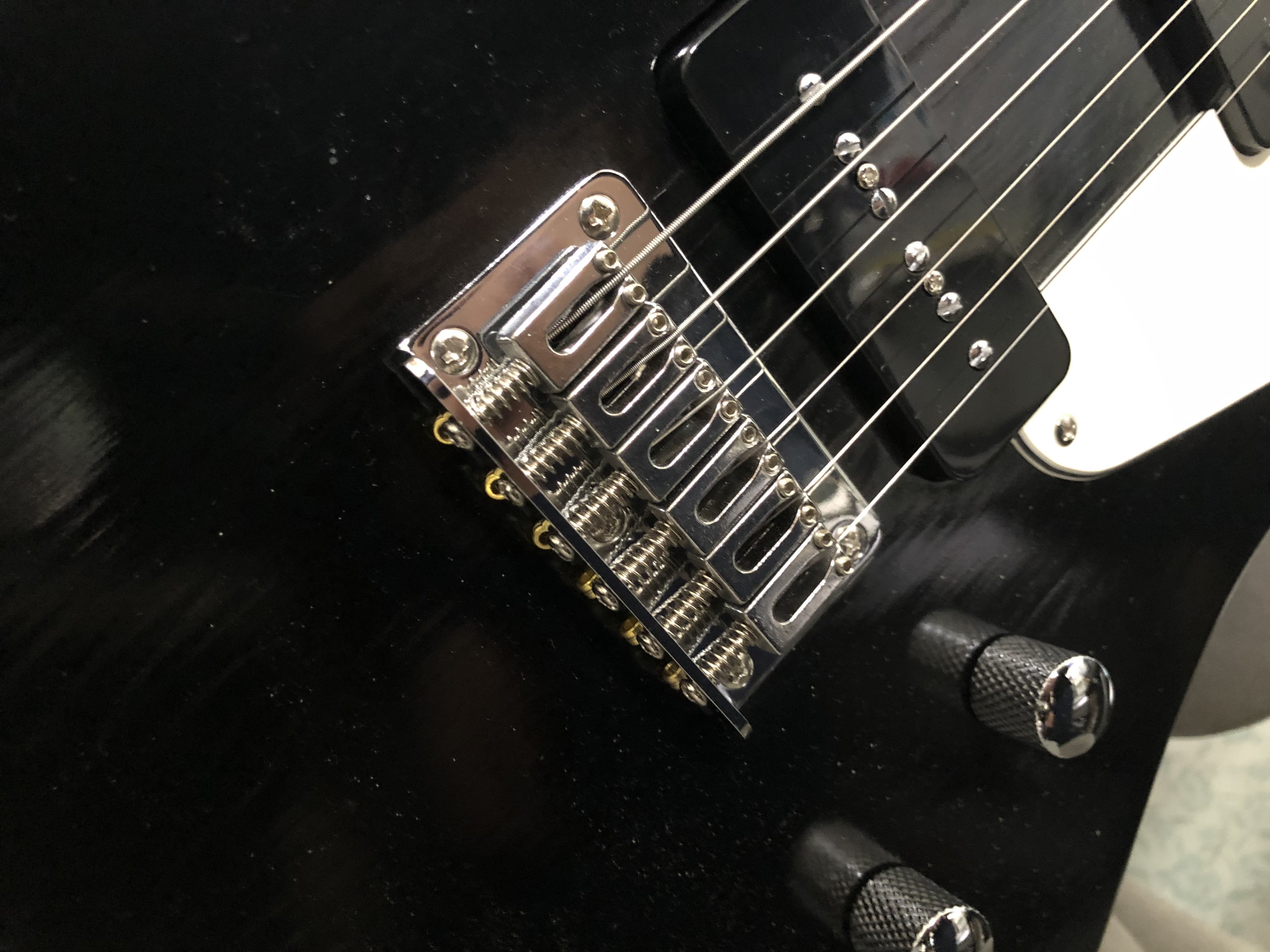 自作スウィンガー風ギター　HH KingGnu】常田大希のSwinger 買えないなら作ればいいじゃない