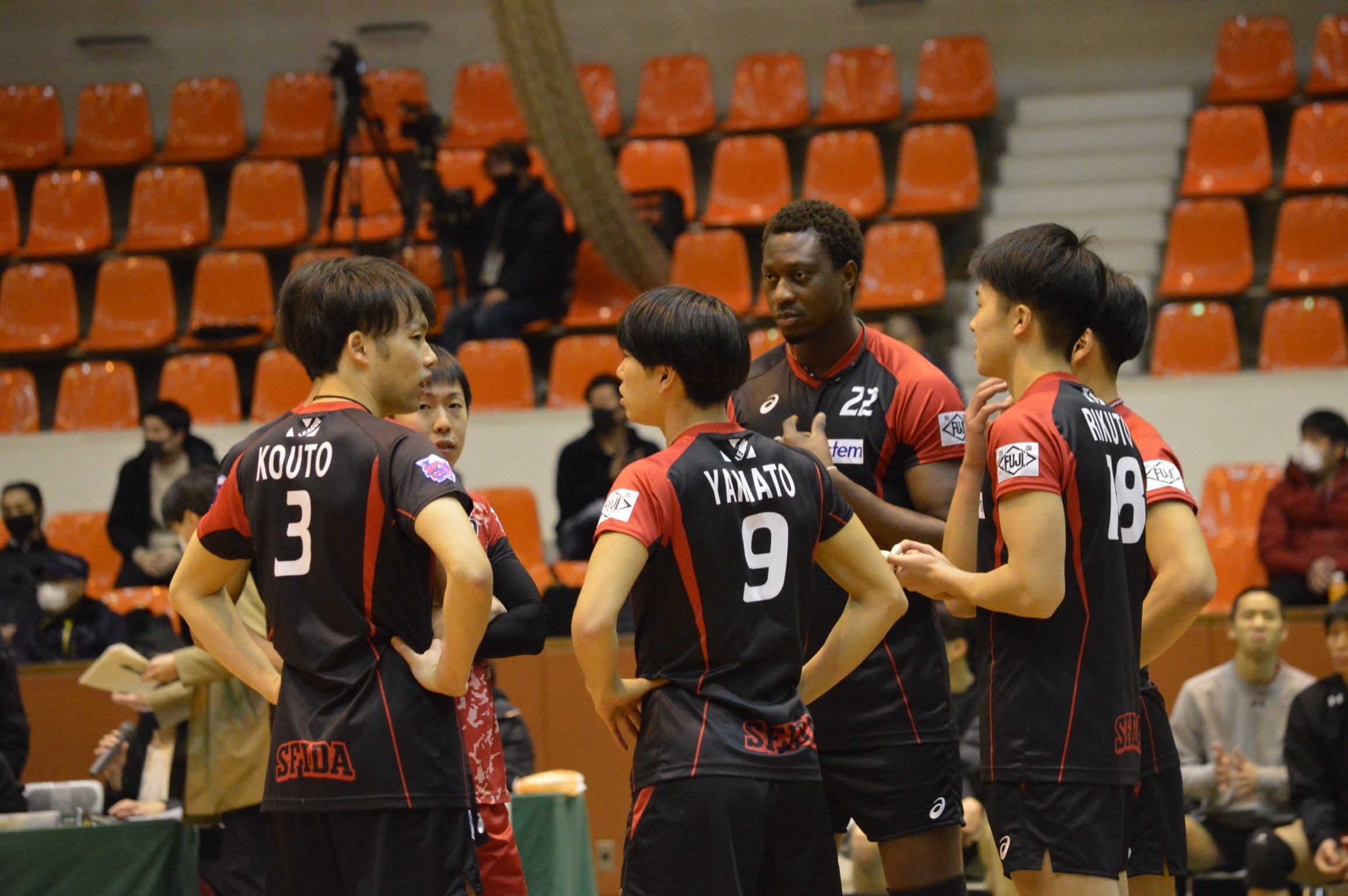 いつまでも、あると思うな推しチームのグッズ｜サフィーダしゅしゅ