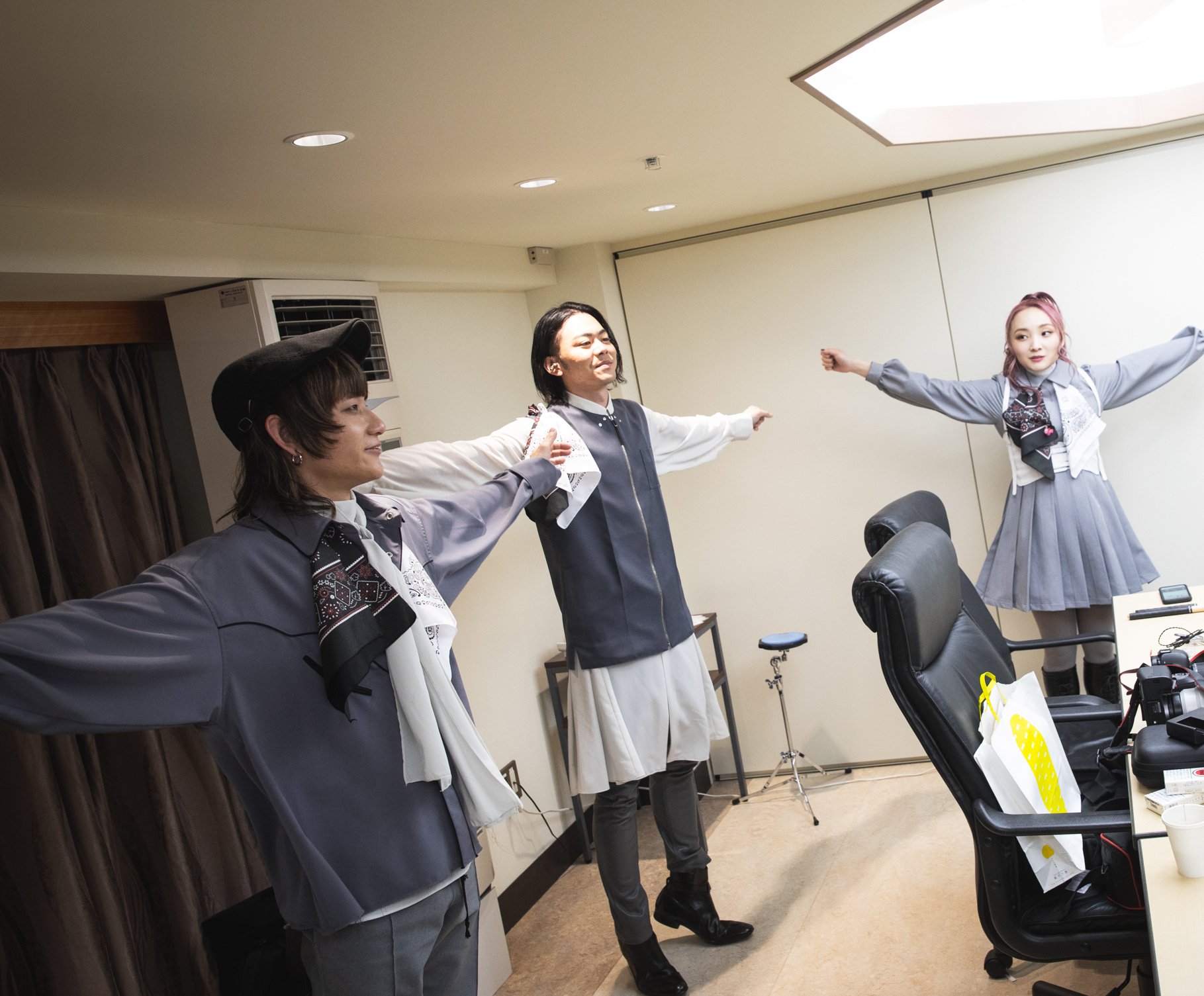 YOASOBI 武道館ライブ スウェット Mサイズ 未使用（YOASOBI